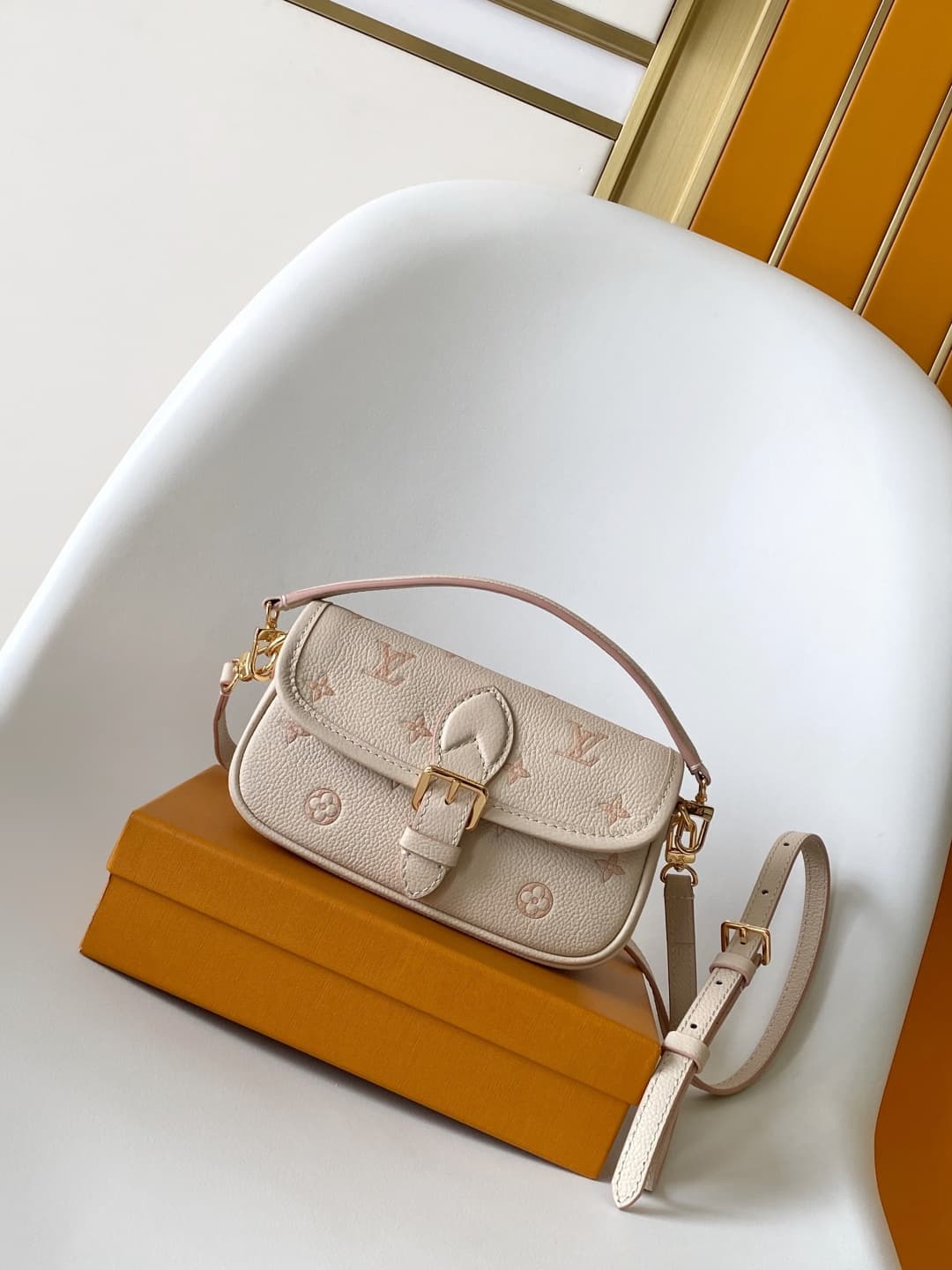 Louis Vuitton Nano Diane Embossed grained cowhide leather M13642 Bicolour Eden High