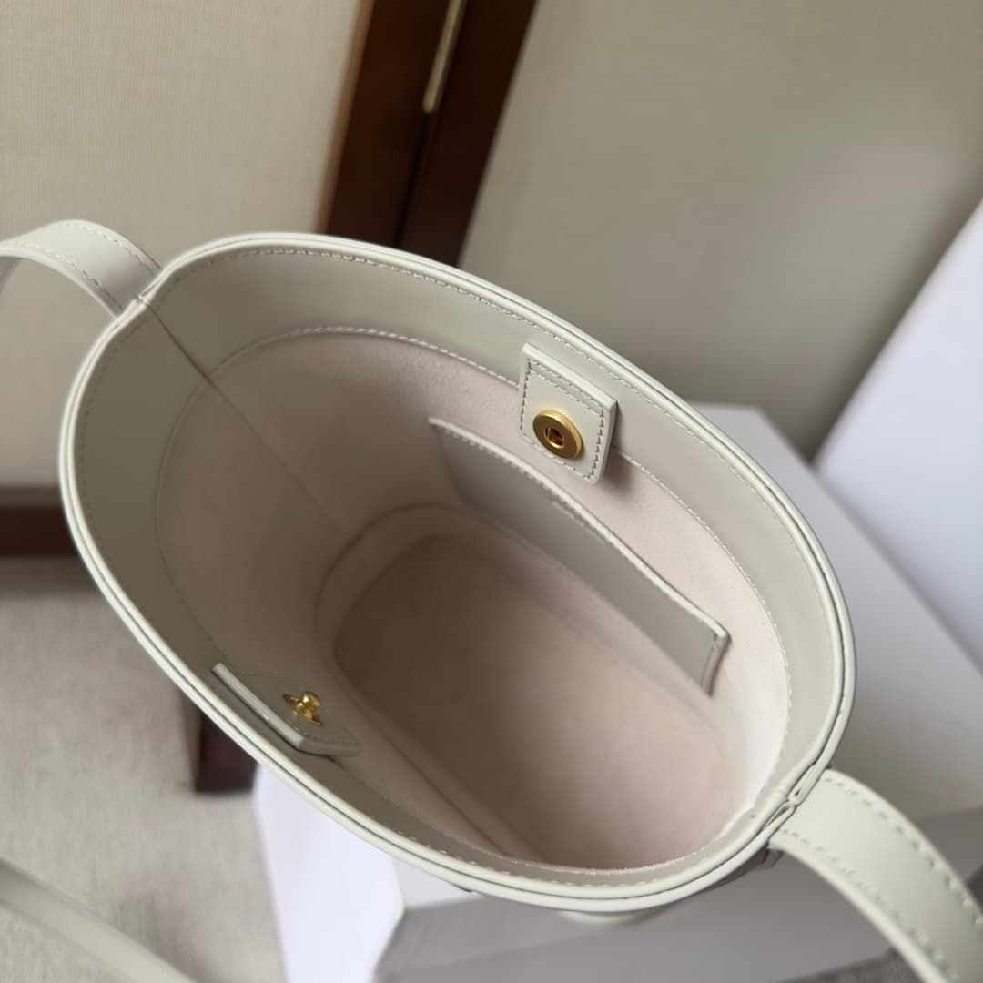 CELINE Small Bucket Bag in White Smooth Calfskin Leather High