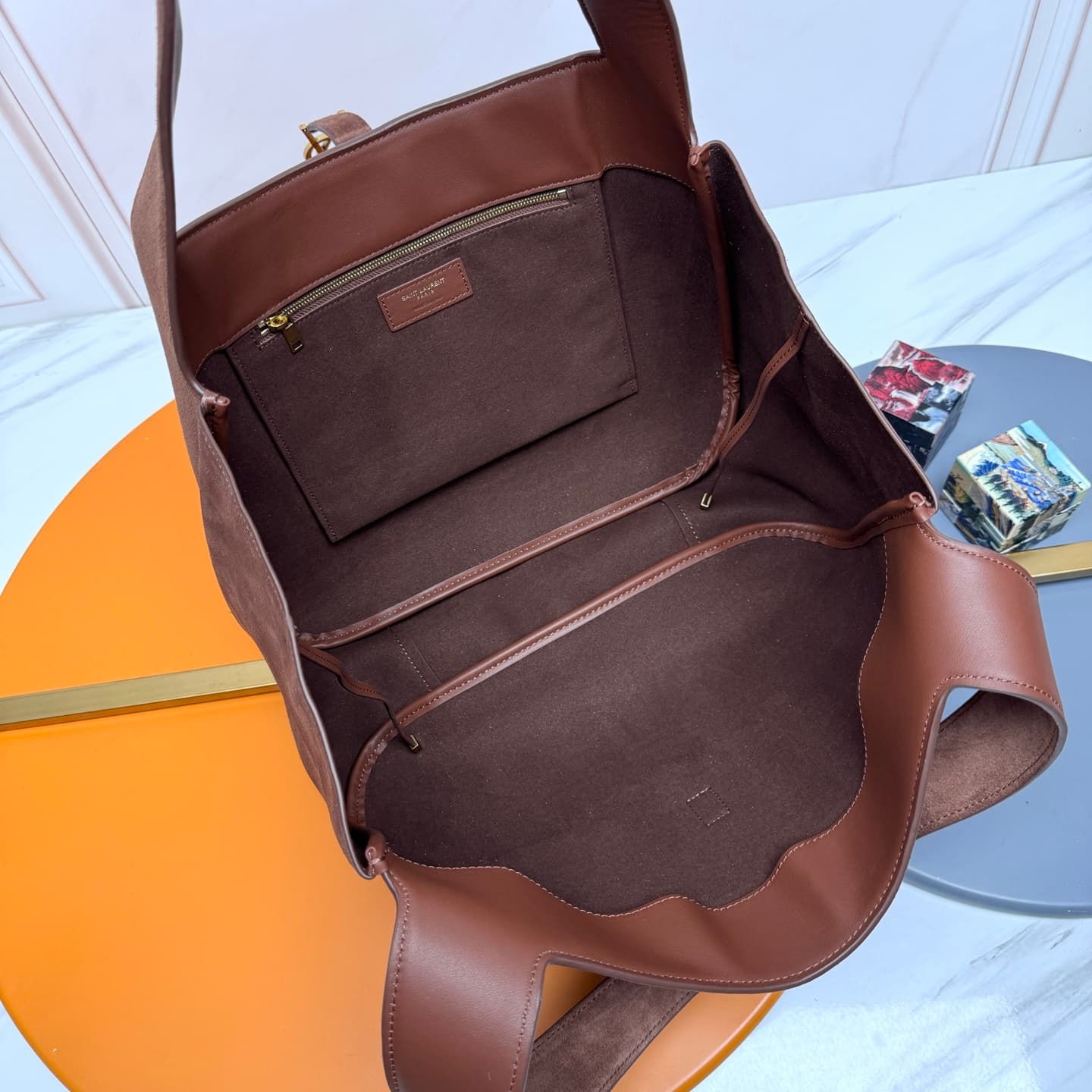 LE 5 À 7 BEA in suede CARAMEL COGNAC 763435 TOP