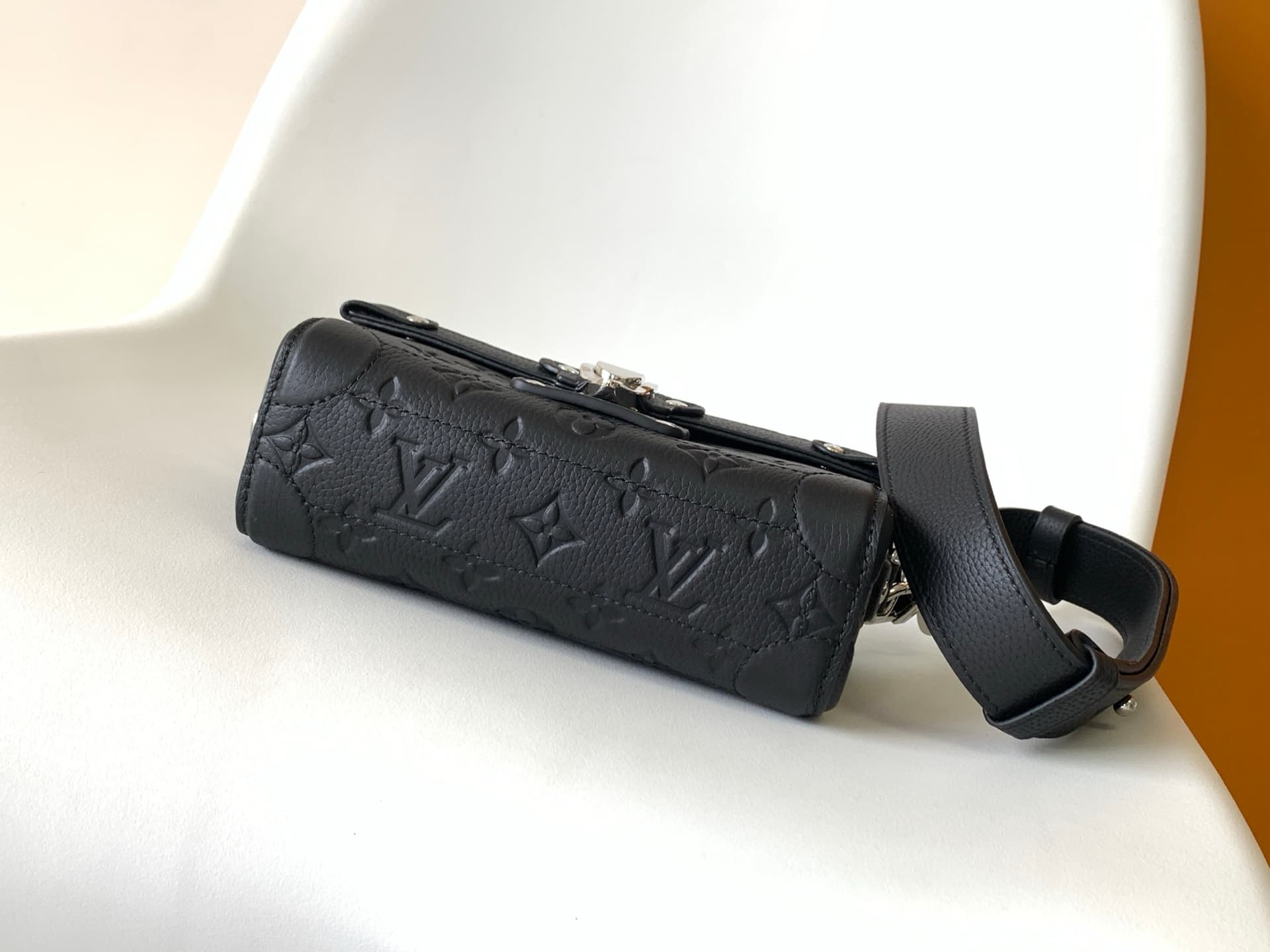 Louis Vuitton Soul Trunk Black Taurillon Monogram embossed cowhide leather M13871 High