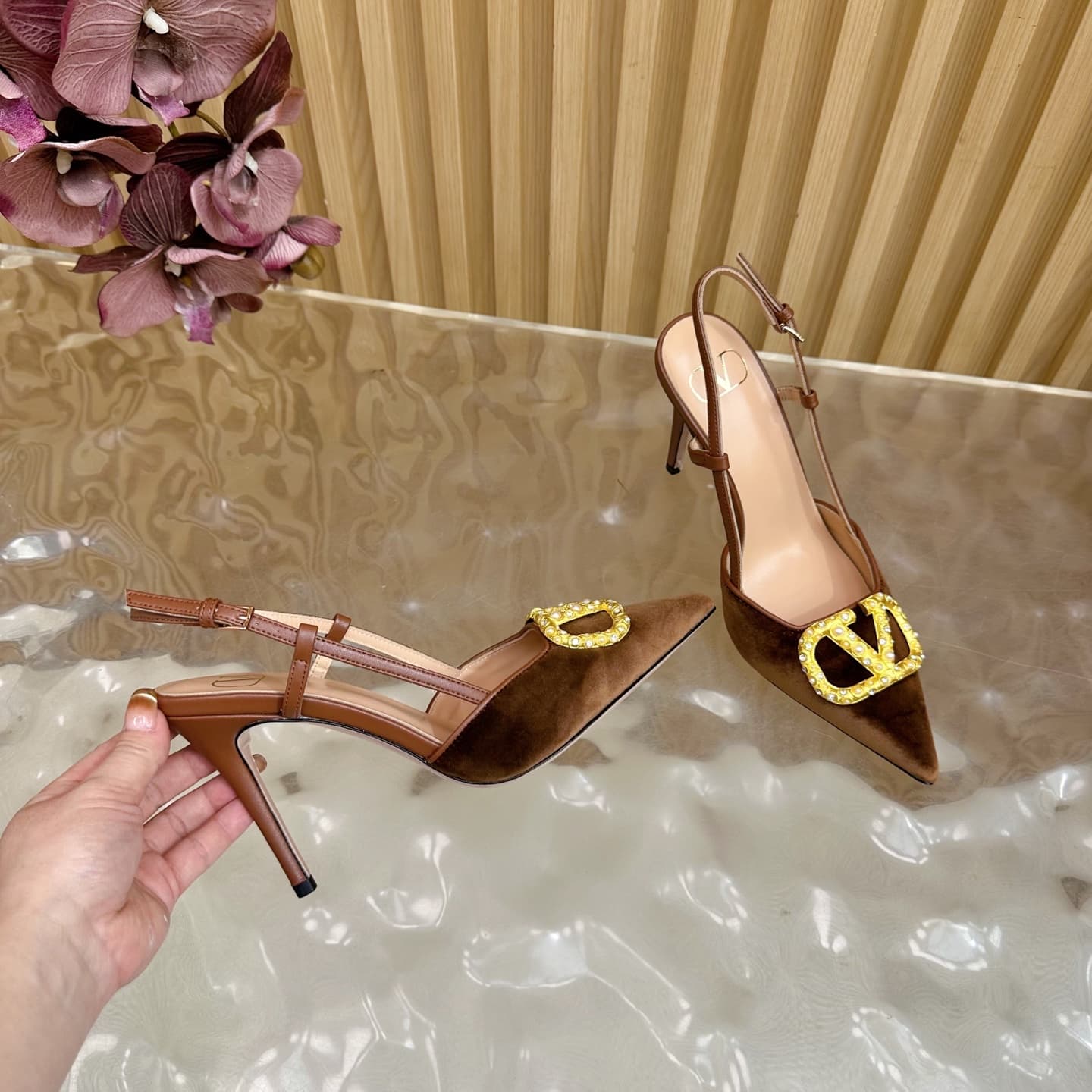 Valentino Vlogo Signature Slingback Pump Shoes 10cm