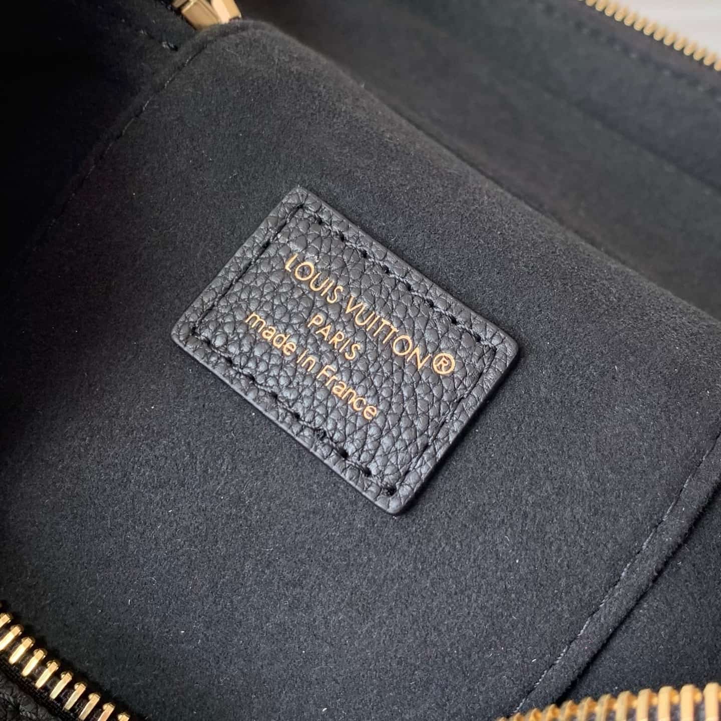 Louis Vuitton Low Key Vanity Pouch Black Calfskin M27505 High