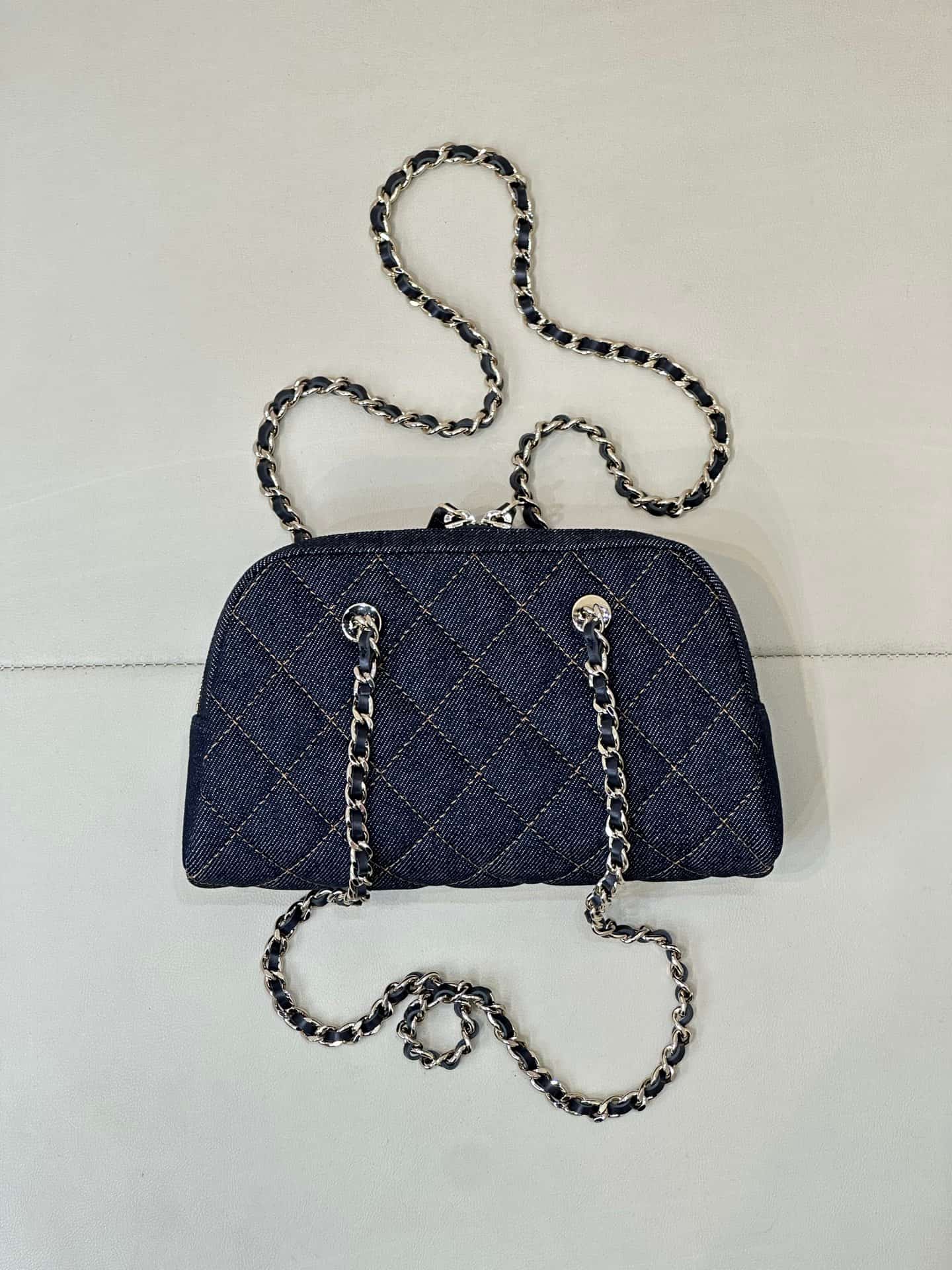Chanel Clutch with chain Denim & Gold-Tone Metal Dark Blue AP5092 TOP