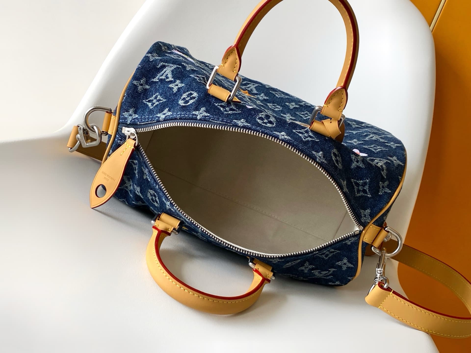 Louis Vuitton Speedy 30 Bandoulière Blue Monogram Flowers Denim M27556 High