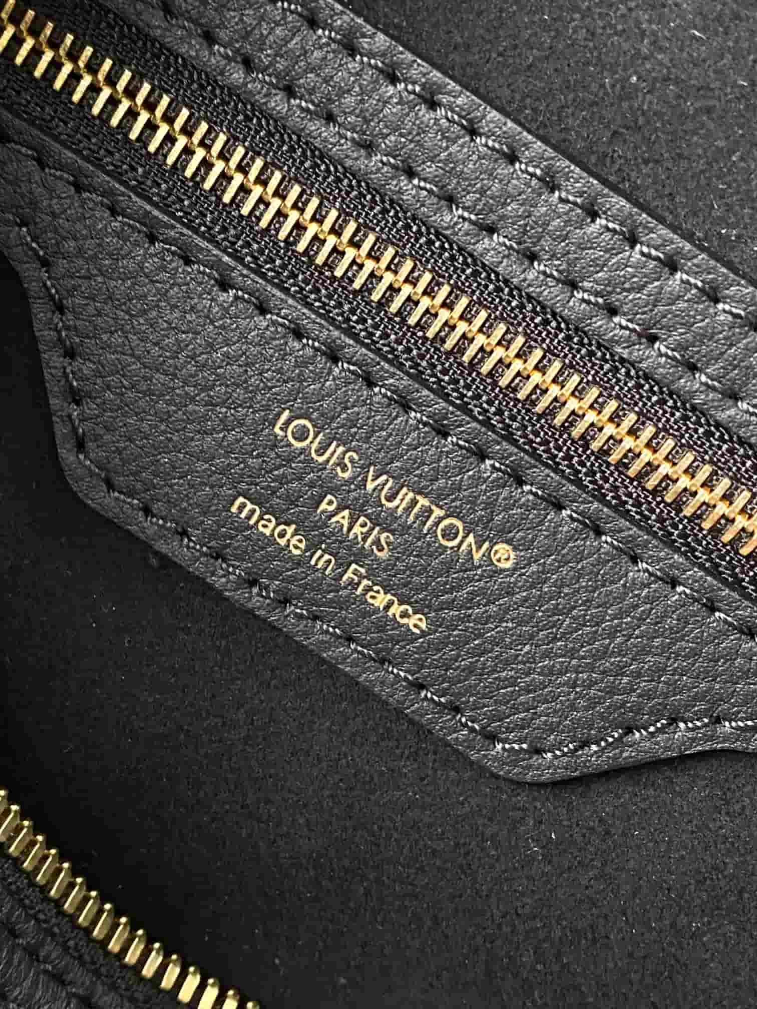 Louis Vuitton Speedy Bandoulière 25 Black Calf leather M26486 TOP