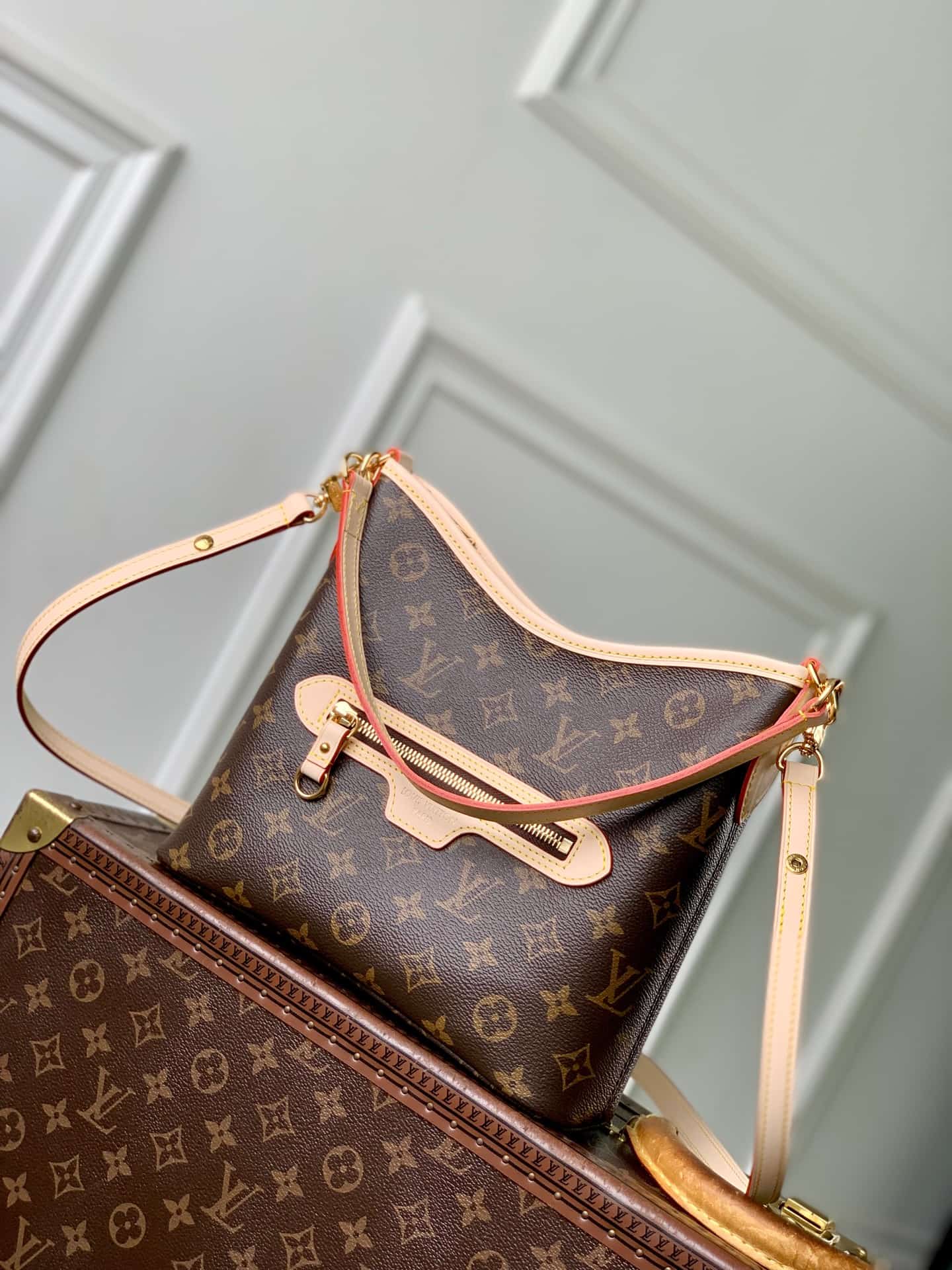 Louis Vuitton Lineup BB Monogram coated canvas M28423 High