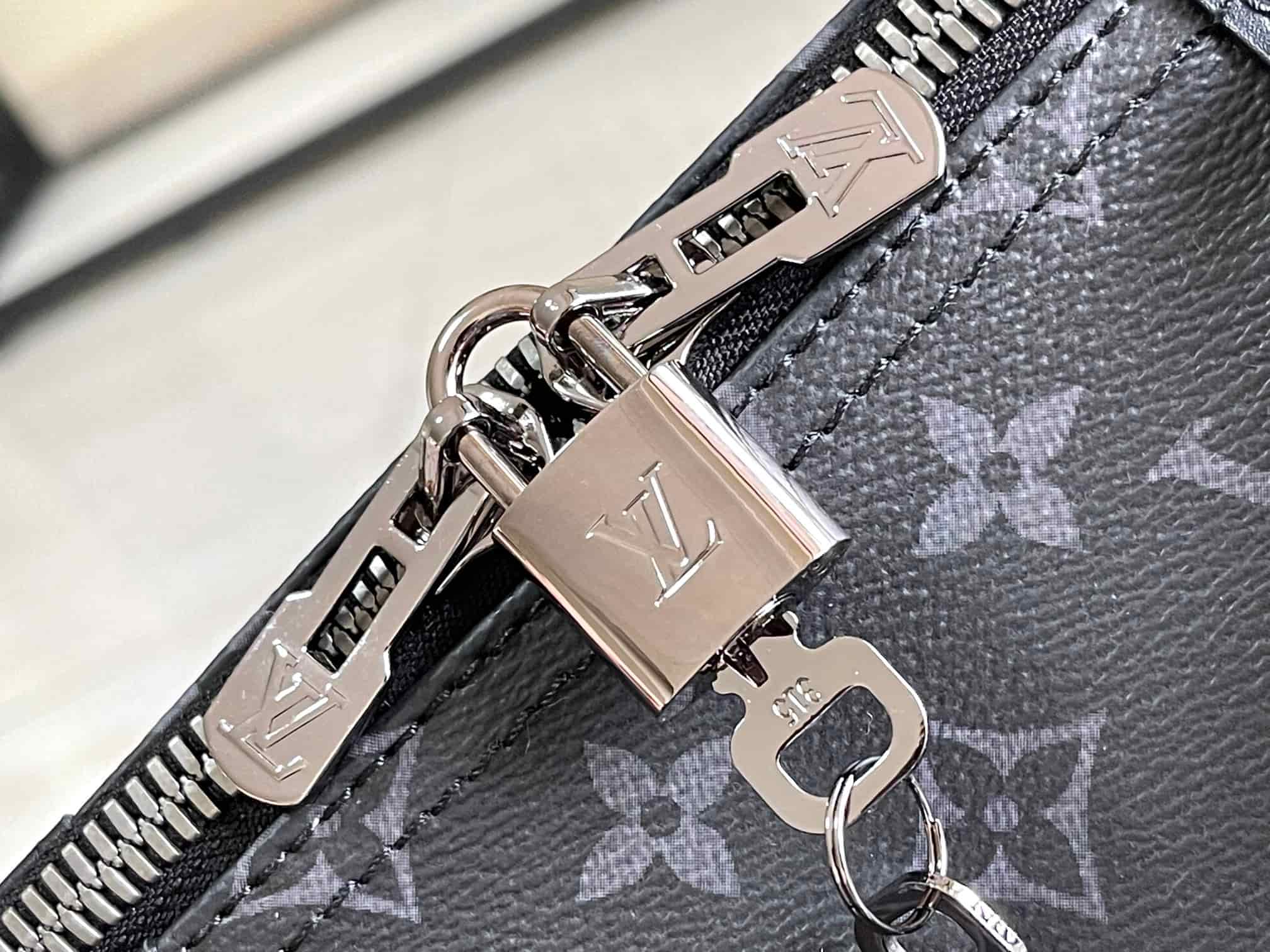 Louis Vuitton Keepall Bandoulière 50 Monogram Eclipse coated canvas M45392 TOP