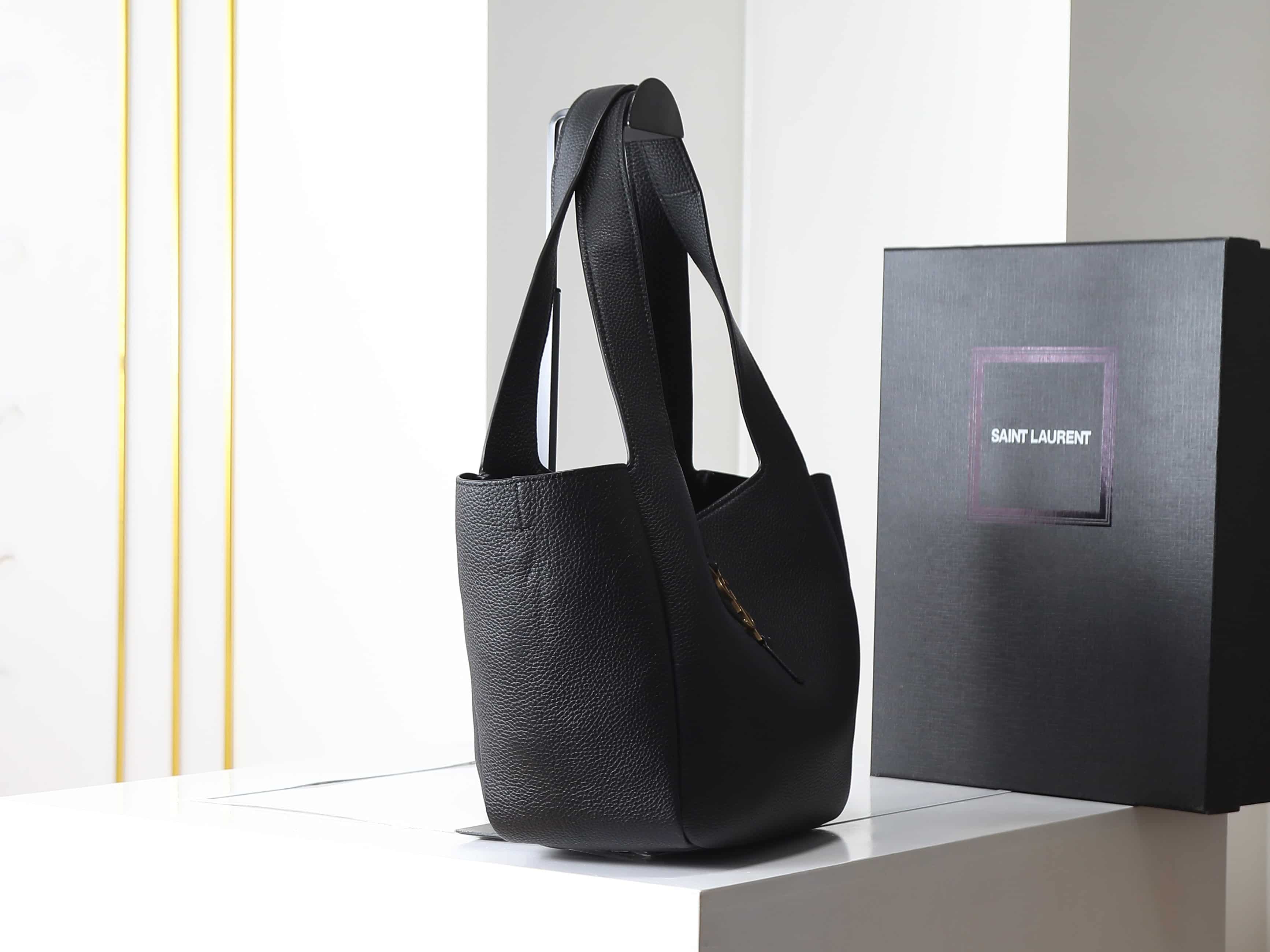 Saint Laurent LE 5 À 7 SMALL BEA in grained leather 779029 High