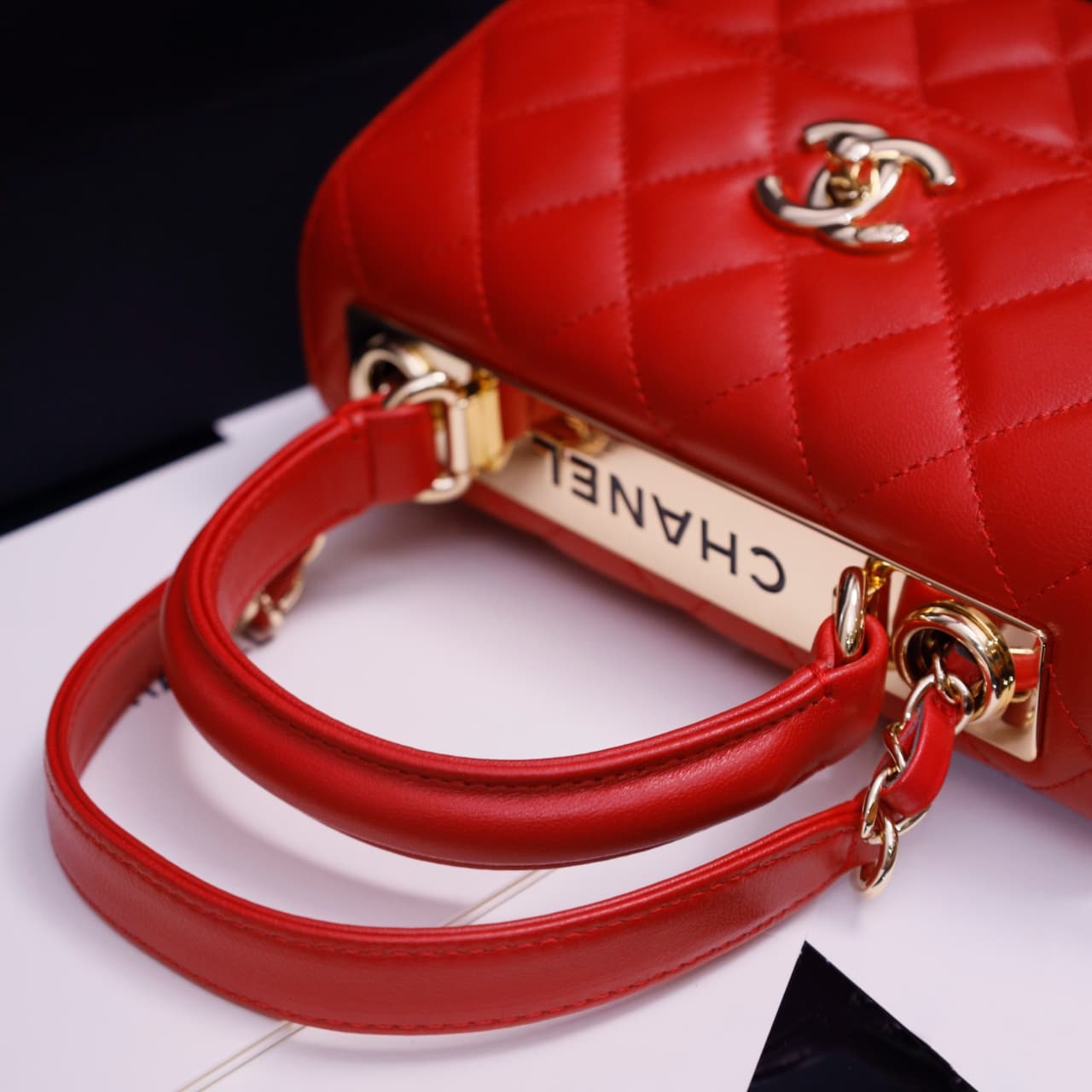 Chanel MINI FLAP BAG WITH TOP HANDLE AS4654 Lambskin &Gold-Tone Metal Red A