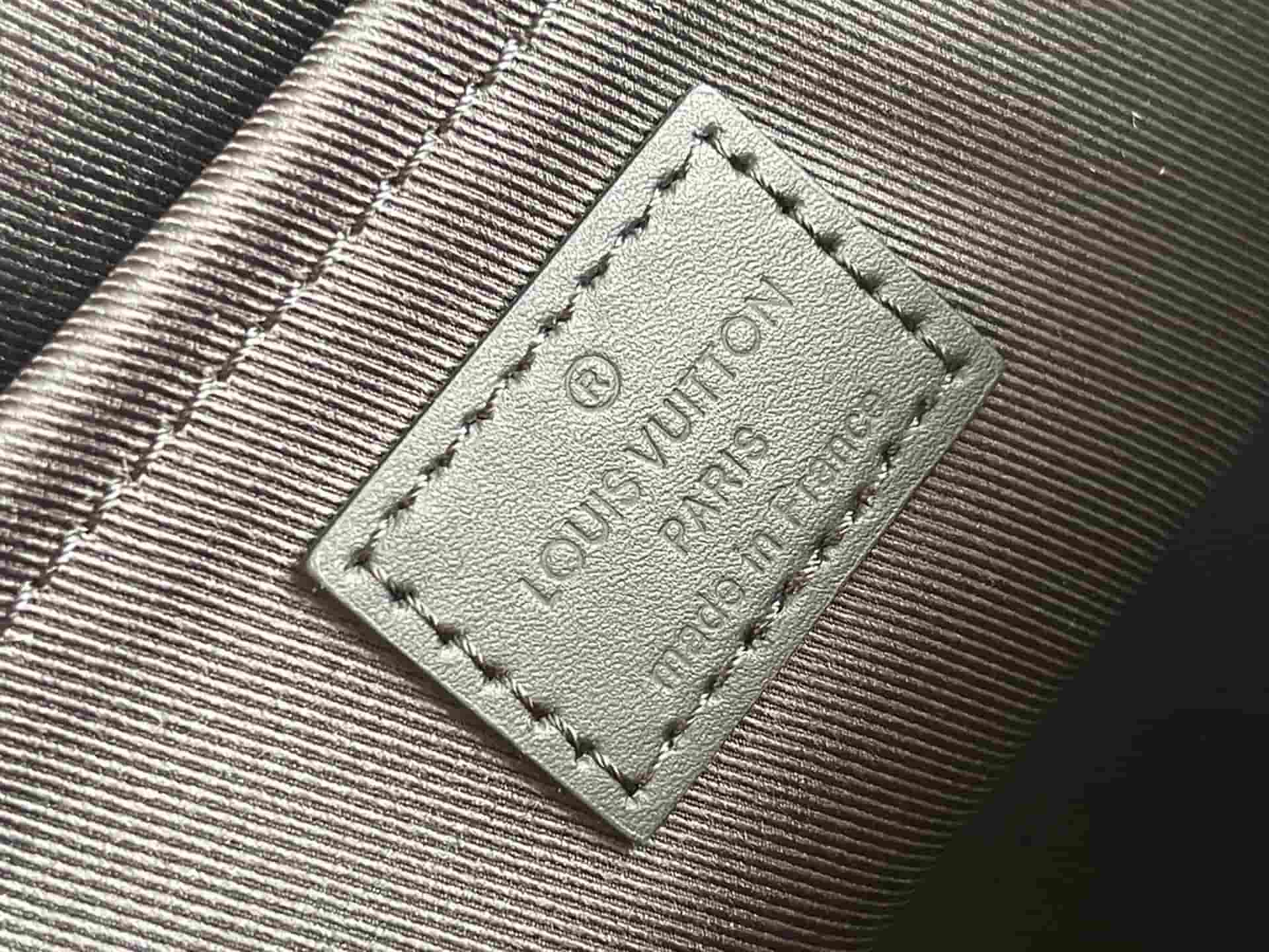 Louis Vuitton Pulse Messenger Monogram Eclipse Reverse coated canvas M12681 TOP