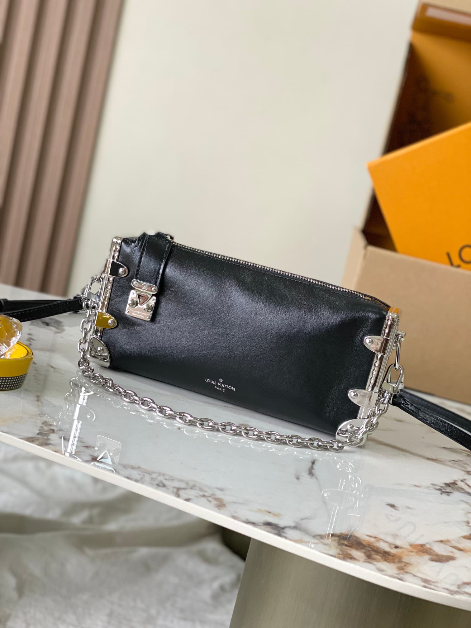 Louis Vuitton Slim Trunk Calf leather M25445 Top