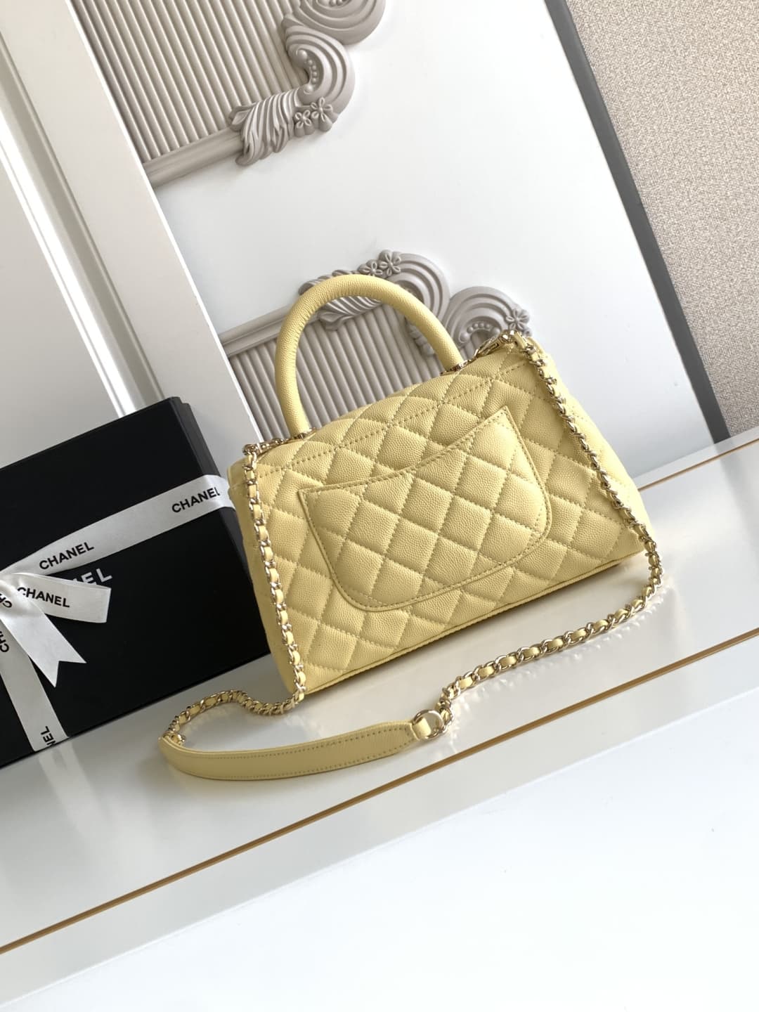 FLAP BAG WITH TOP HANDLE Grained Calfskin & Gold-Tone Metal A92990 Light-Yellow Binding A