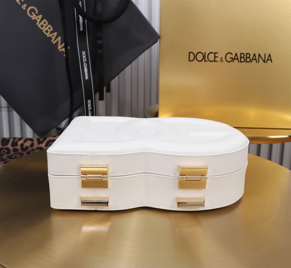 Dolce & Gabbana White leather DG Logo handbag high