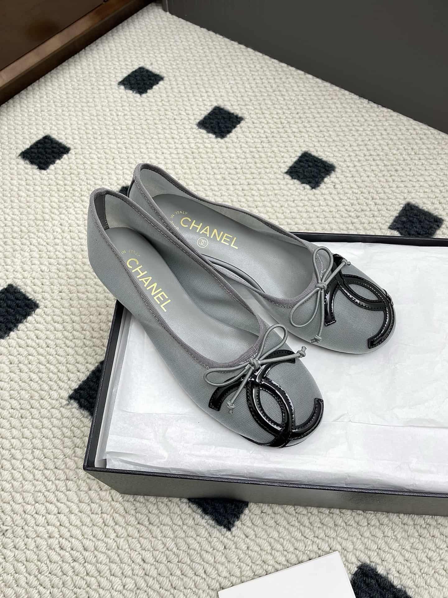 Chanel Pony Hair Patent Cap Toe Ballet Flats shoes Women