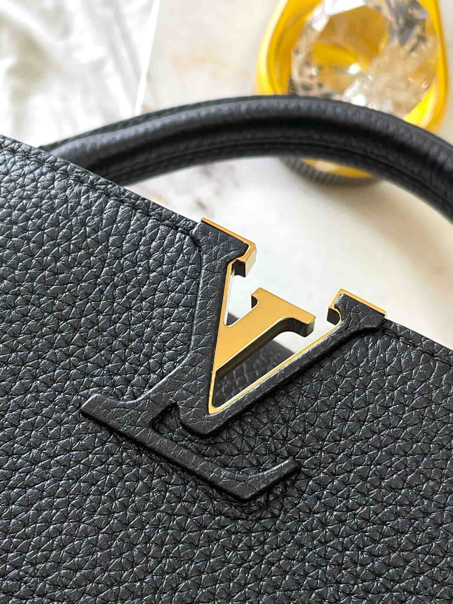 Louis Vuitton Capucines BB Taurillon Leather M24728 Black Top