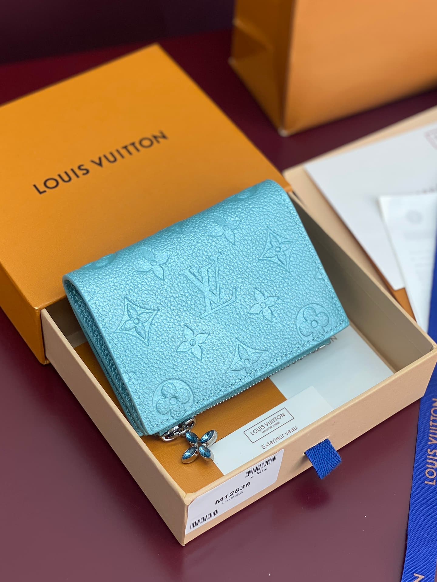 Louis Vuitton Lisa Wallet Embossed supple grained cowhide leather M12536 Azur Frost High
