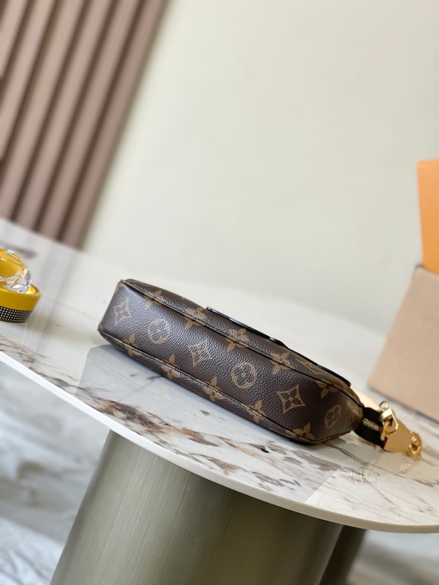 Louis Vuitton x Murakami Pochette Accessoires Monogram coated canvas M13440 Top