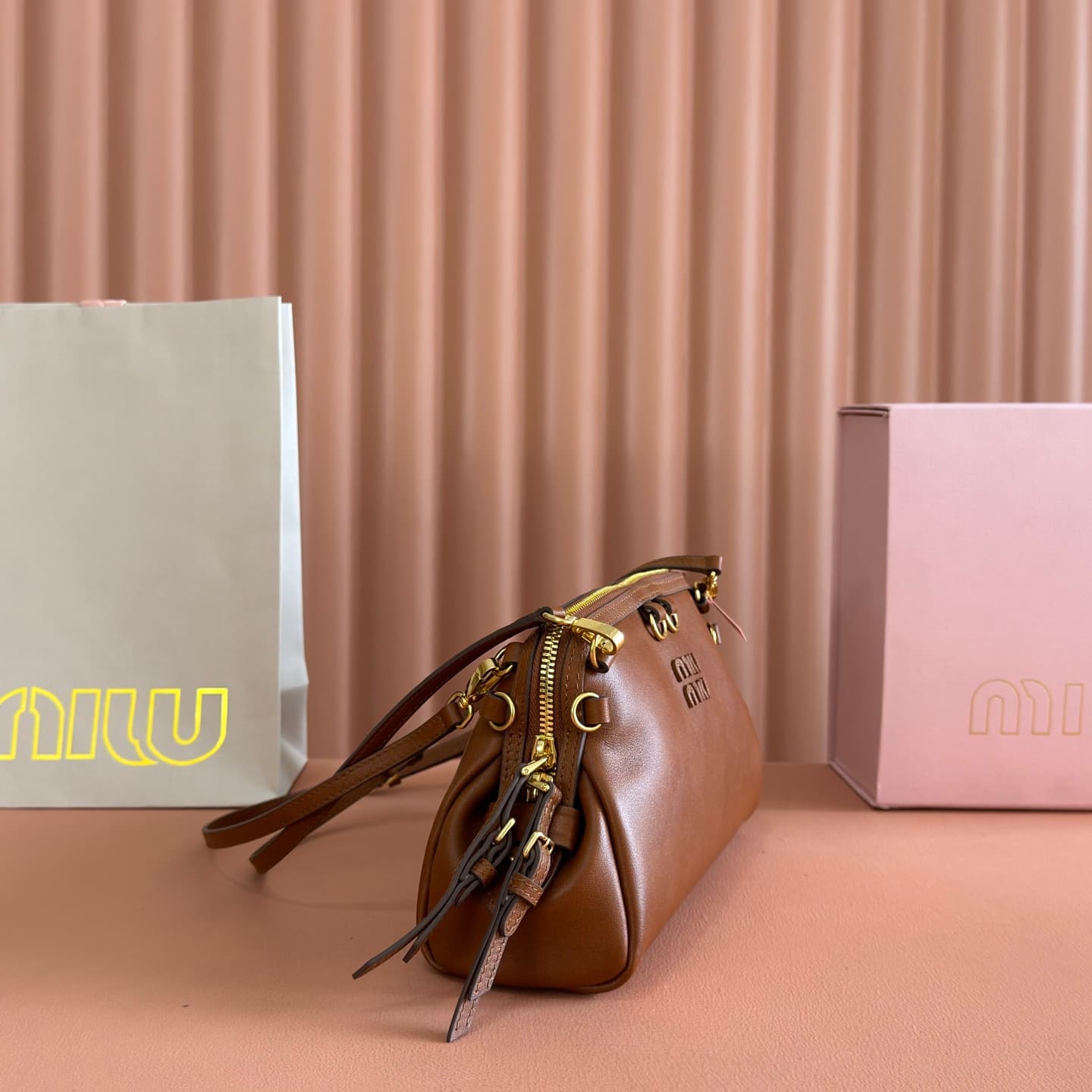 Miu Miu Caprice leather clutch 5BF131 Brown TOP