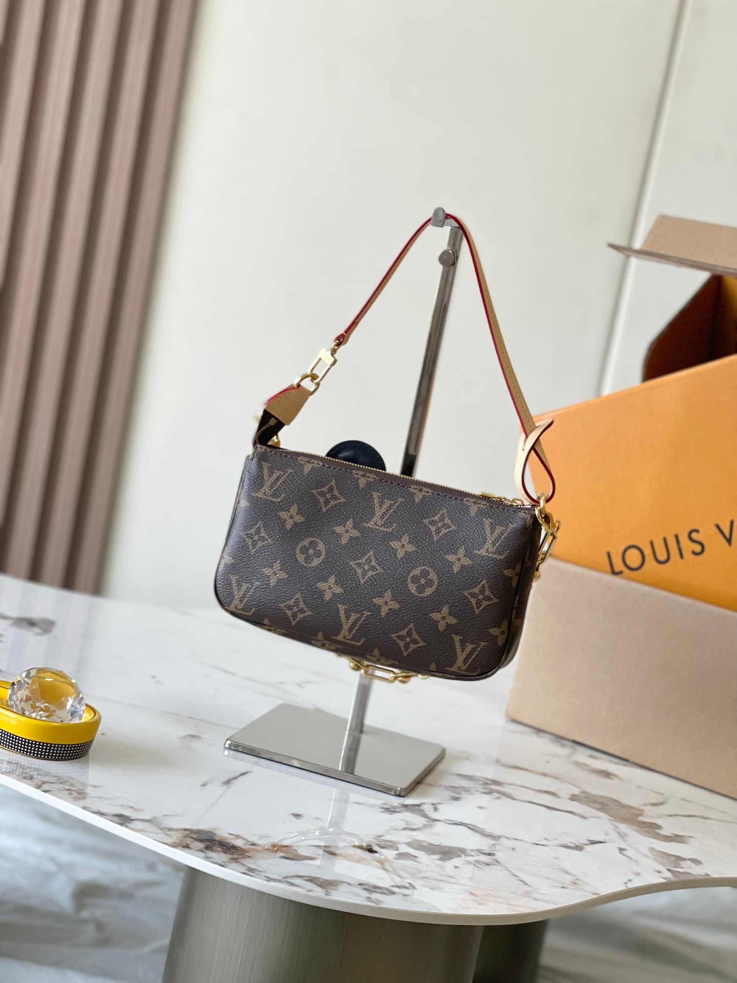 Louis Vuitton x Murakami Pochette Accessoires Monogram coated canvas M13440 Top