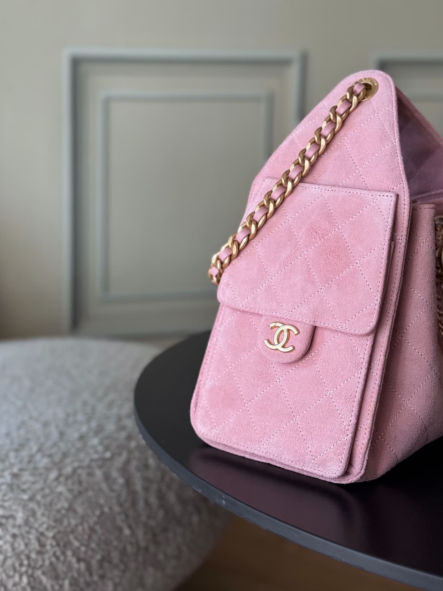 Chanel 25 Small Hobo handbag AS5293 Suede& Gold-Tone Metal Pink A