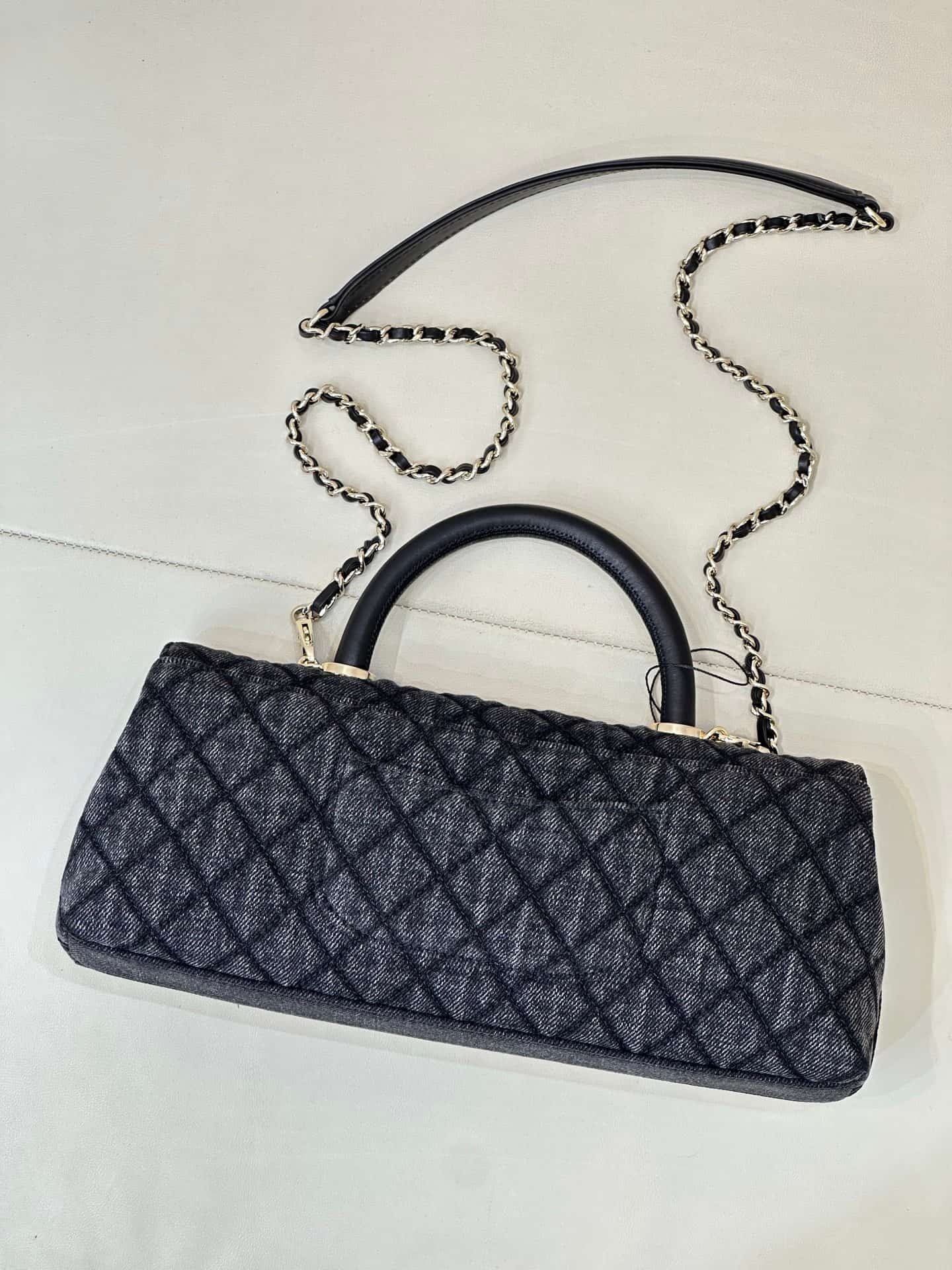 Chanel Maxi Flap Bag with Top Handle Washed Denim& Gold-Tone Metal AS6091 Black TOP