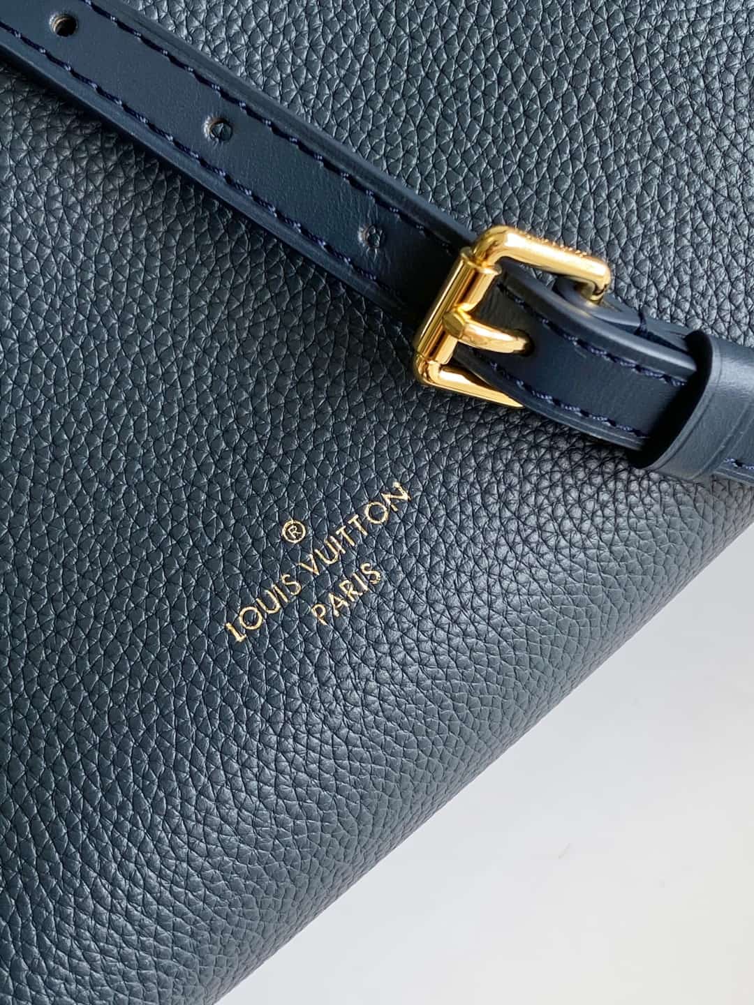 Louis Vuitton Side Trunk MM Navy Calfskin leather M15226 High