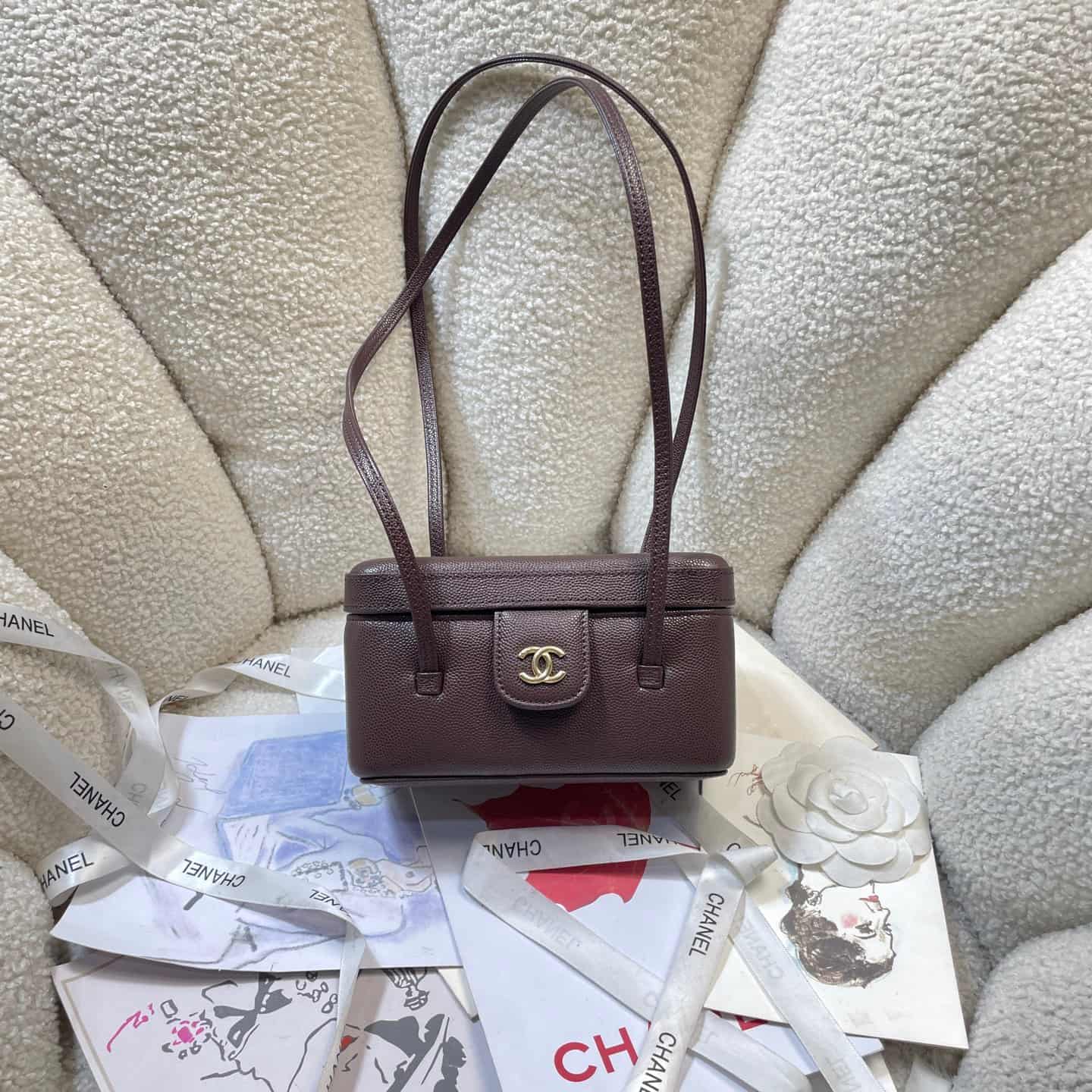 Chanel Long Vanity with Leather Strap Grained Shiny Calfskin & Gold-Tone Metal Dark Blwon AP5067 A