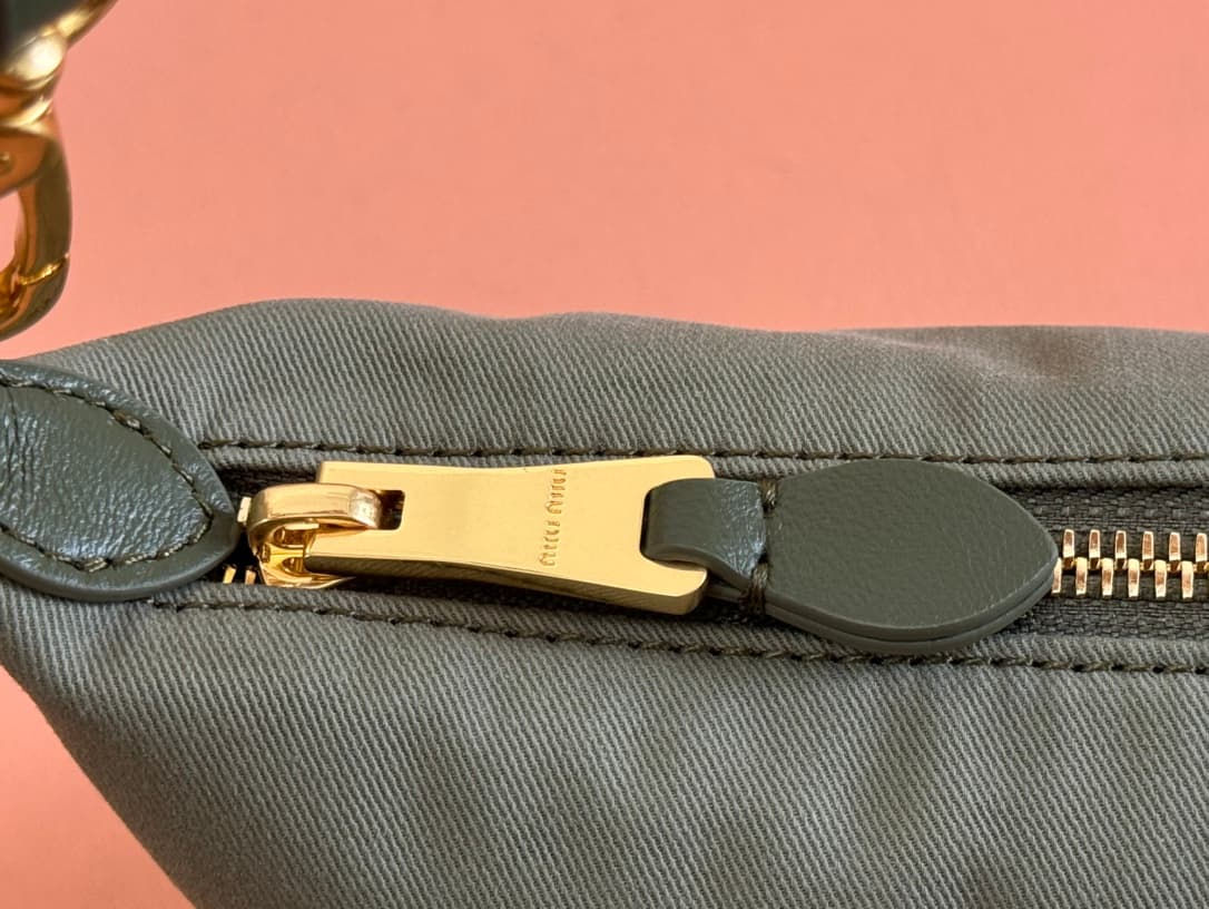 Miu Miu Gabardine pouch Green 5NE841 High