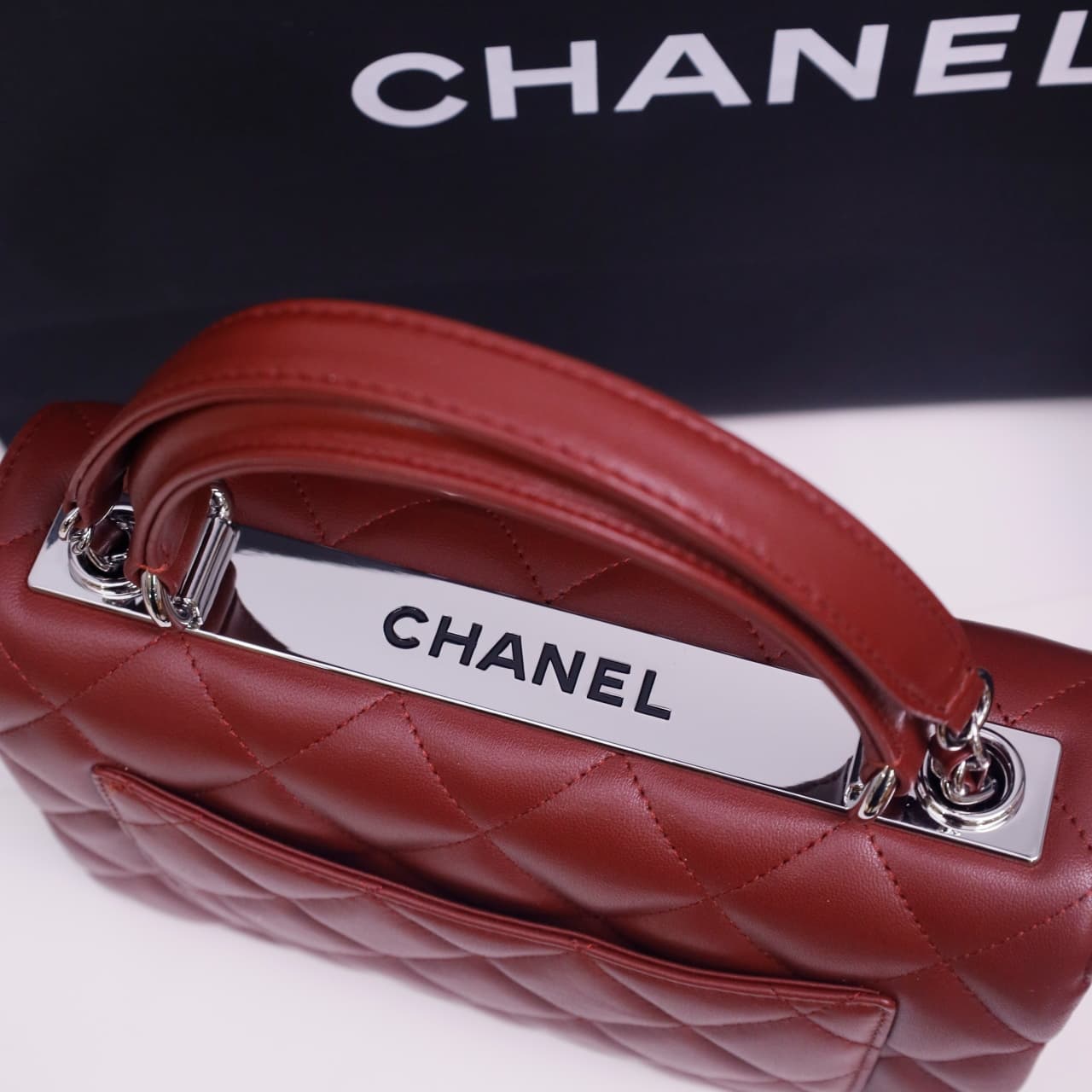 SMALL FLAP BAG WITH TOP HANDLE Lambskin Silver Metal Burgundy A