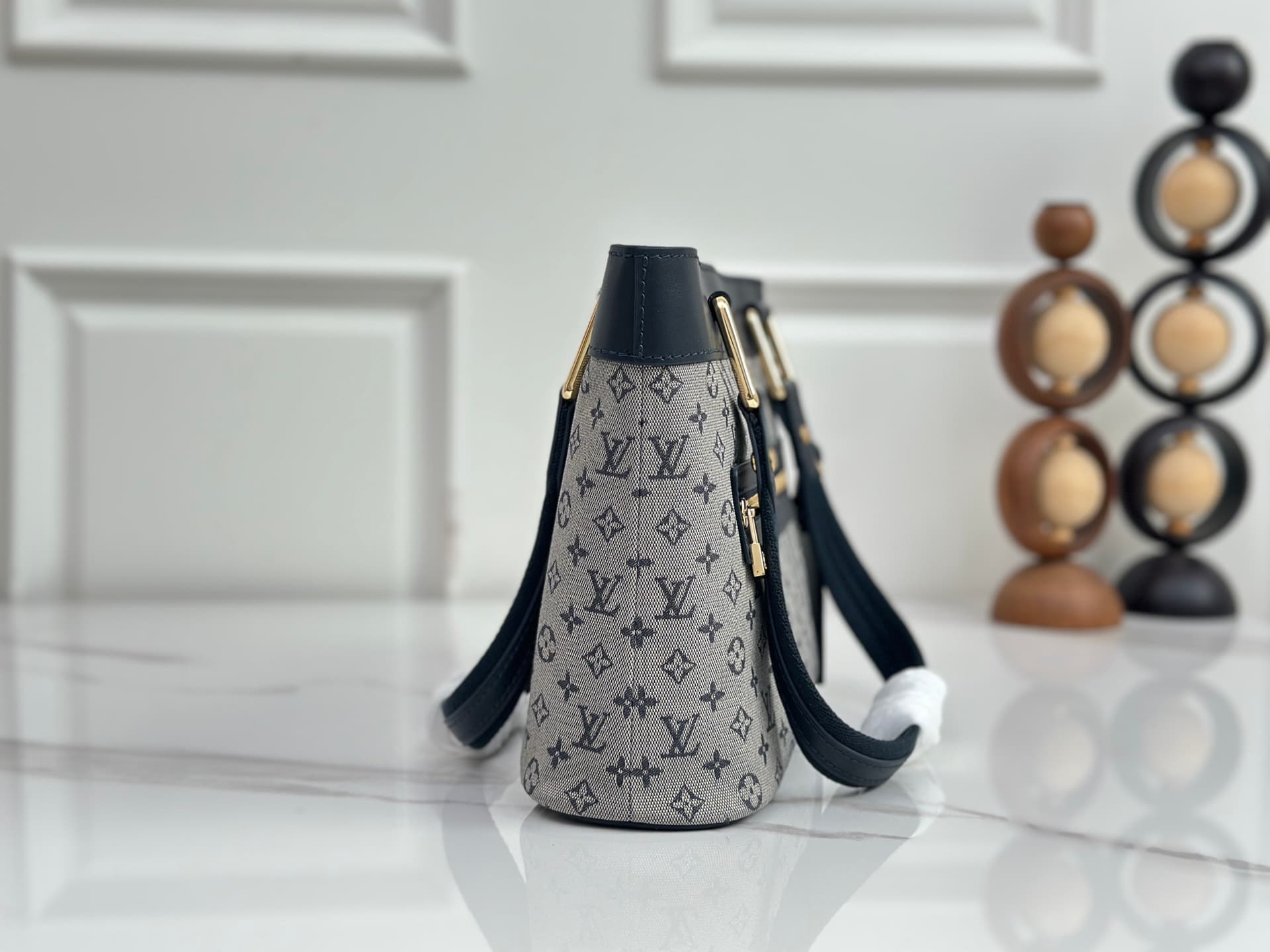 Louis Vuitton Monogram Lin Lucille shoulder bag M92610 High
