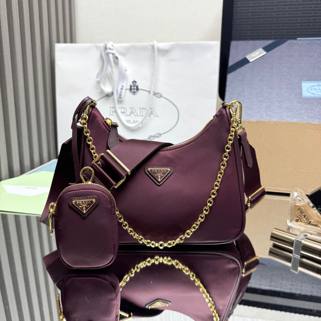 Prada Re-Edition 2005 Nylon bag 1BH204 Claret High