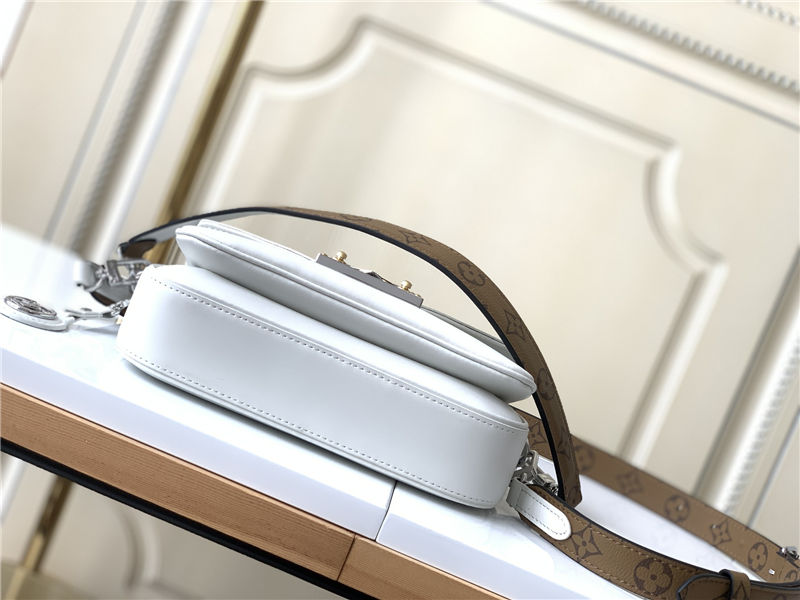 Louis Vuitton SWING Handbag Calfskin leather White M20395 High