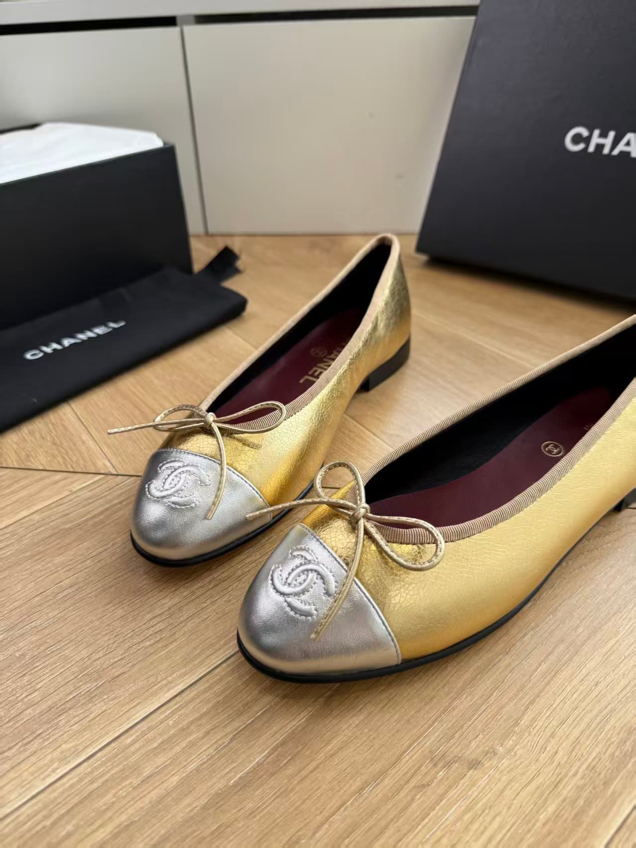 Chanel Calfskin CC Cap Toe Ballerina Flats