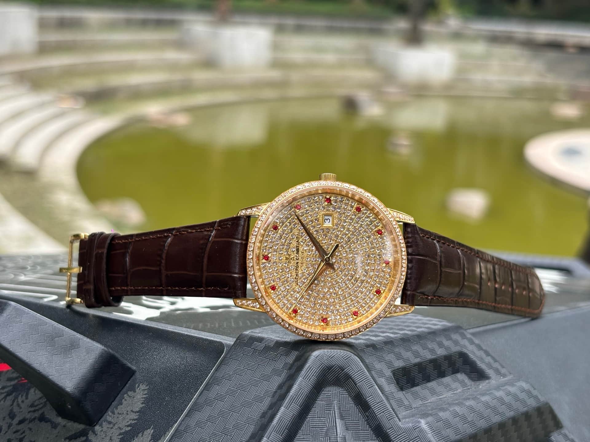 Vacheron Constantin Patrimony Watch with Pavé Diamond Dial Set TOP