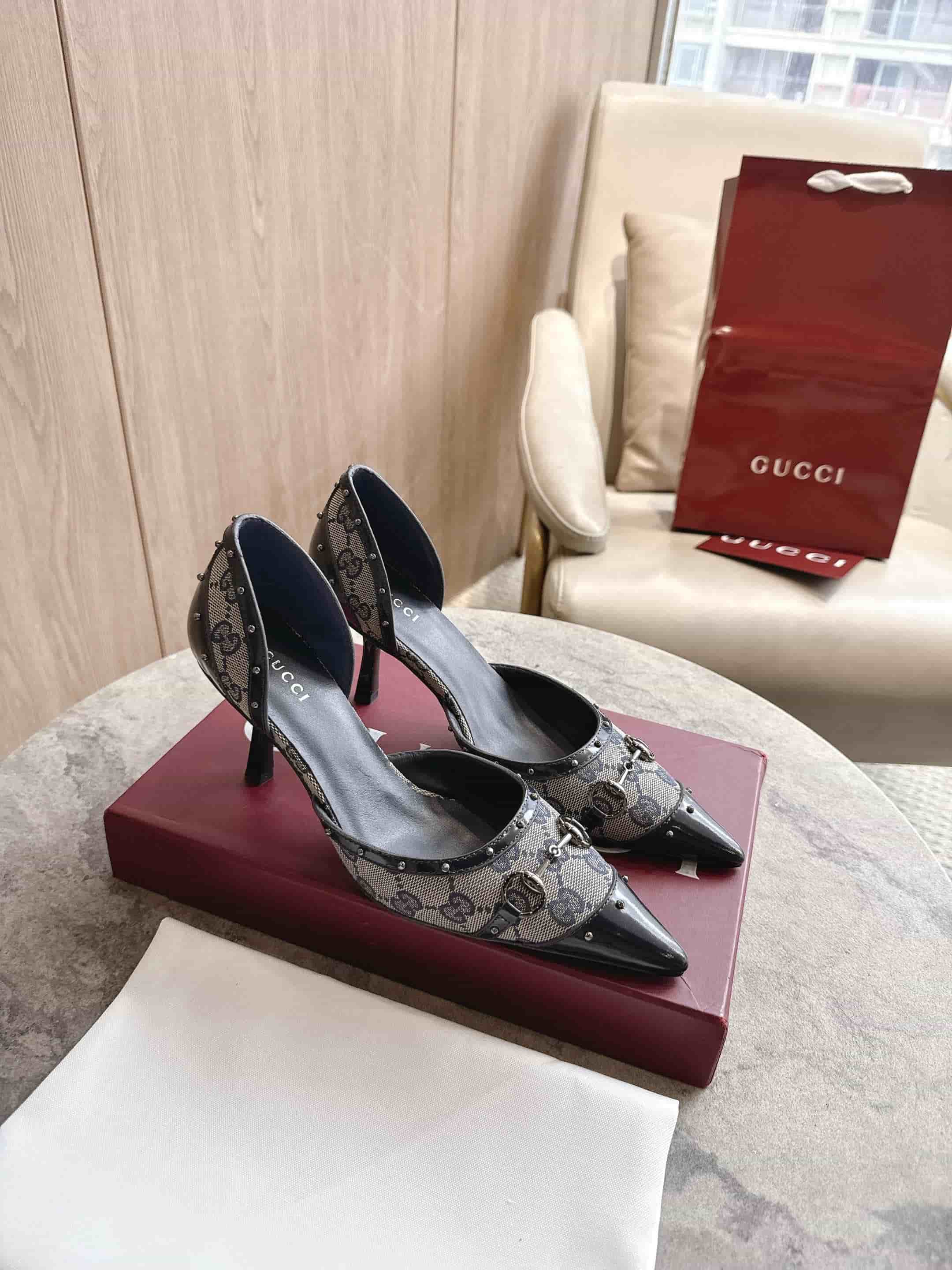 Gucci Women's Savoy Pumps