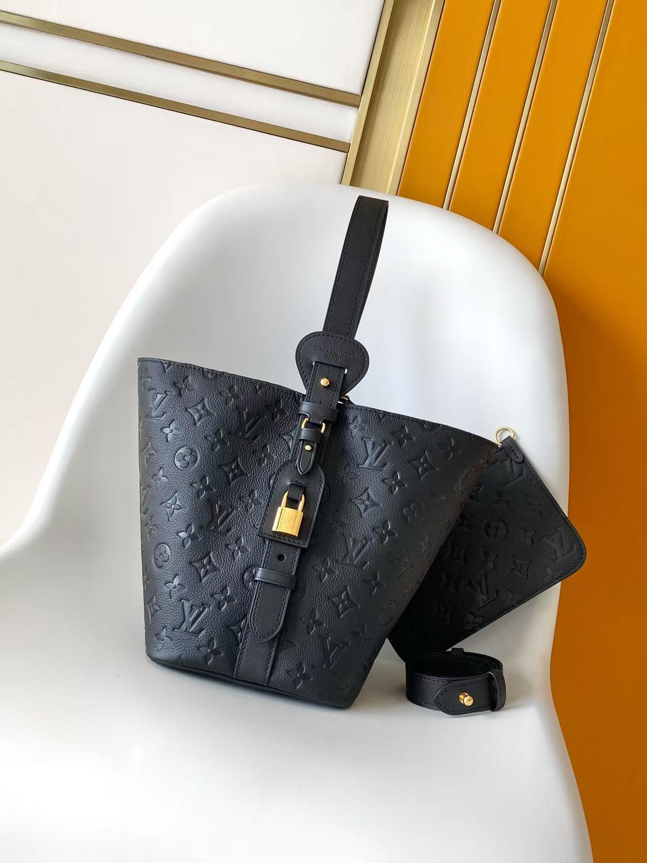 Louis Vuitton All In MM Black Embossed grained cowhide leather M29090 High