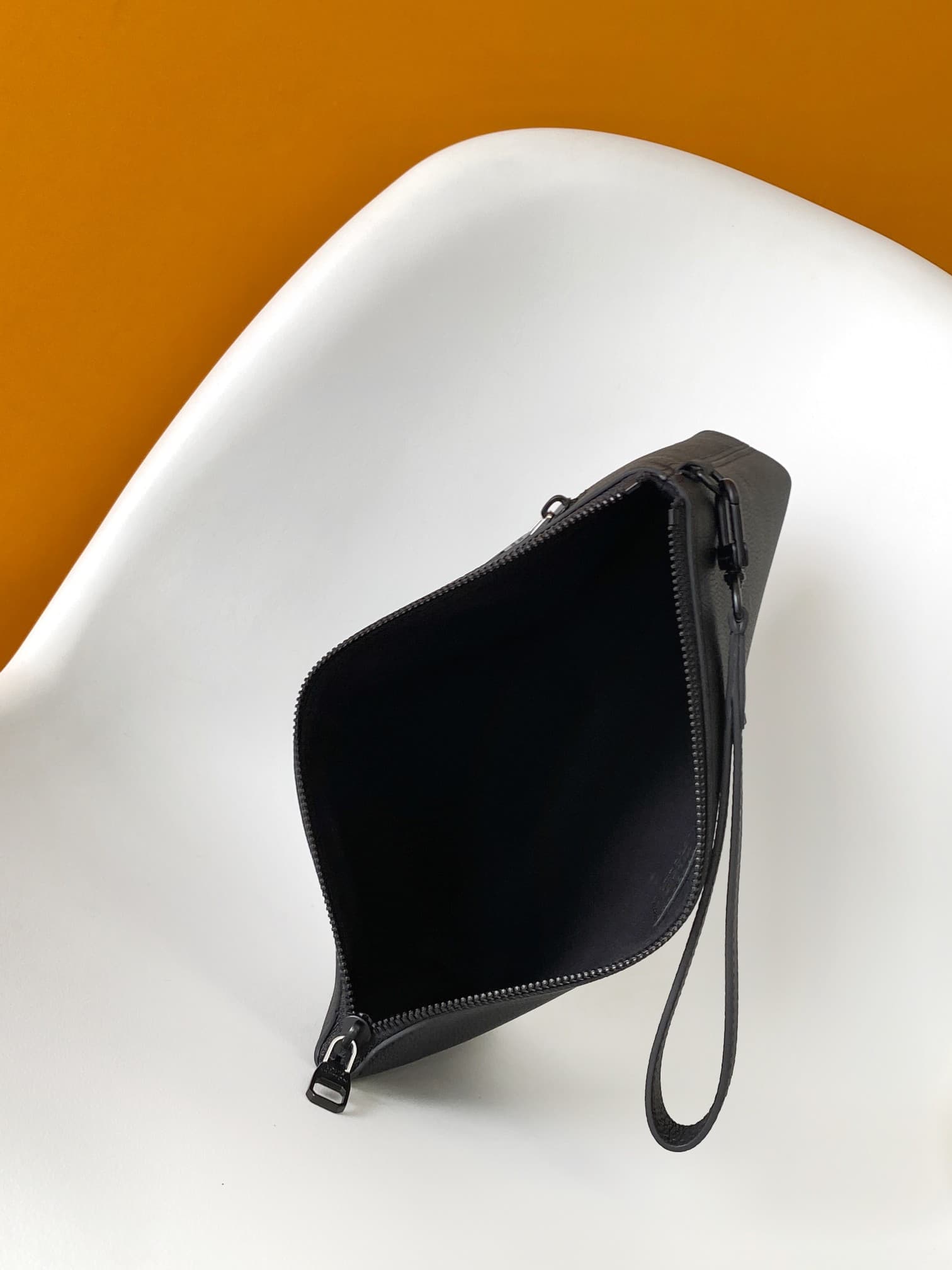 Louis Vuitton Takeoff Pouch Black Waxy calfskin M25955 High