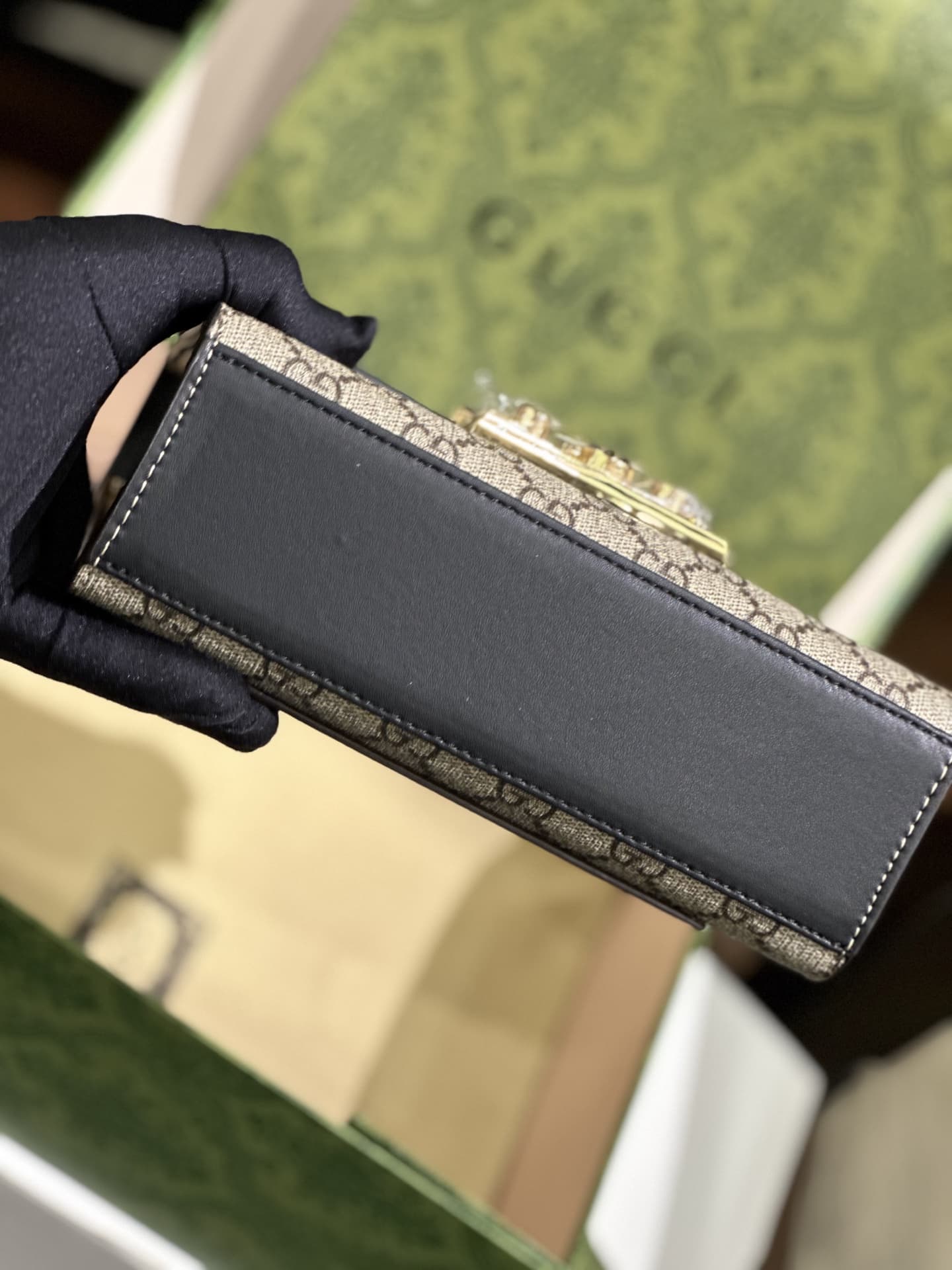GUCCI PADLOCK SMALL SHOULDER BAG ‎409487