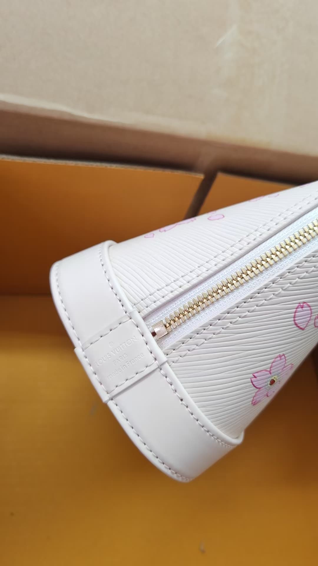 Louis Vuitton x Murakami Alma BB Epi grained cowhide leather M13104 High