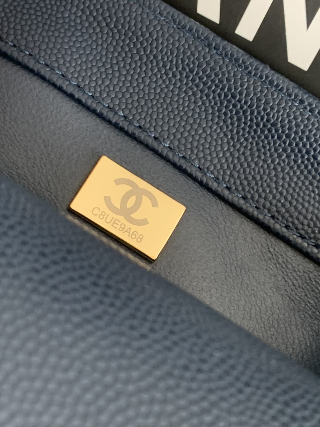 MINI FLAP BAG WITH TOP HANDLE AS2215 Grained Calfskin & Gold Metal Navy A