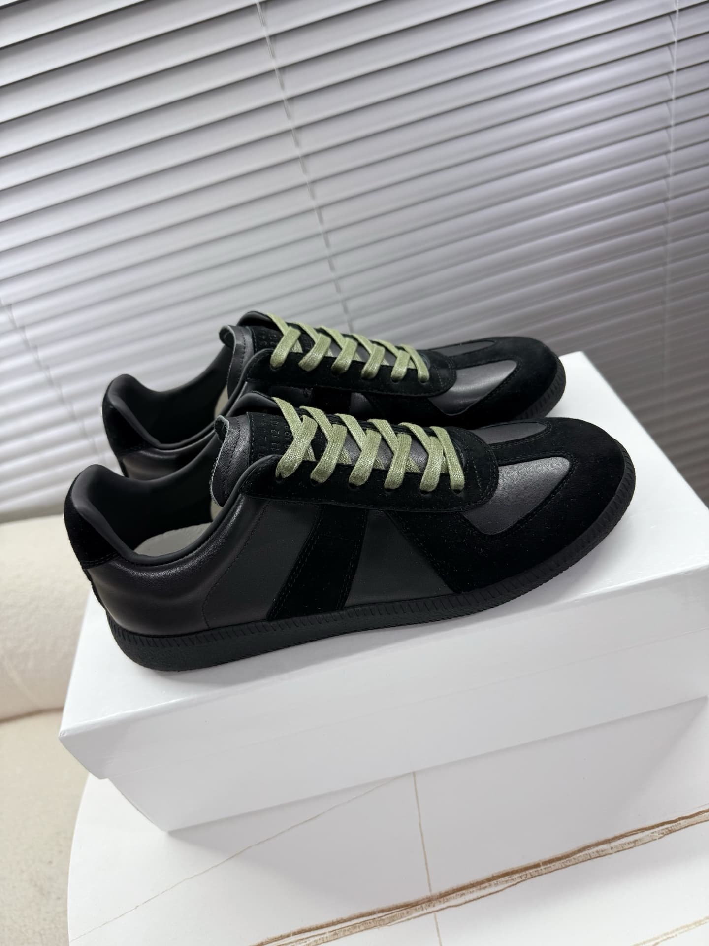 Maison Margiela Replica Low Top Sneaker Shoes Men Women