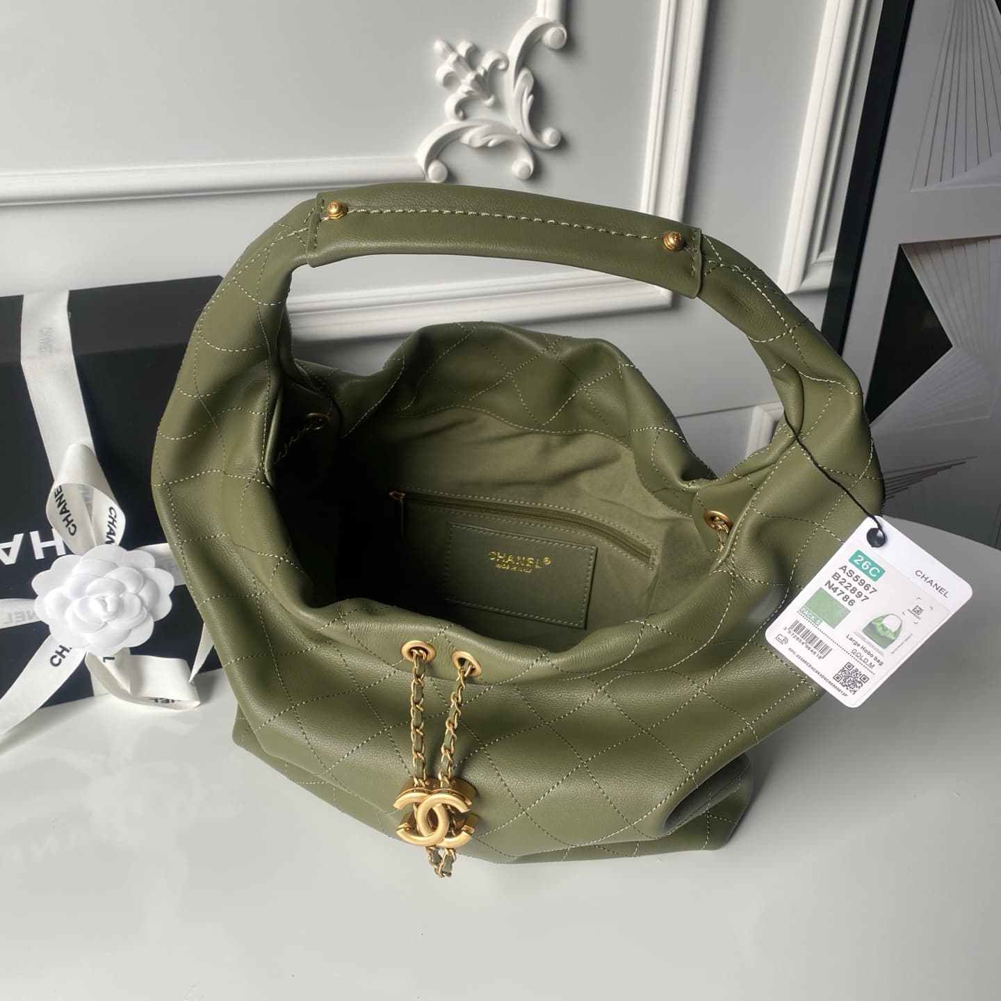 Chanel Hobo Handbag Calfskin & Gold-Tone Metal AS5967 Drak Green A