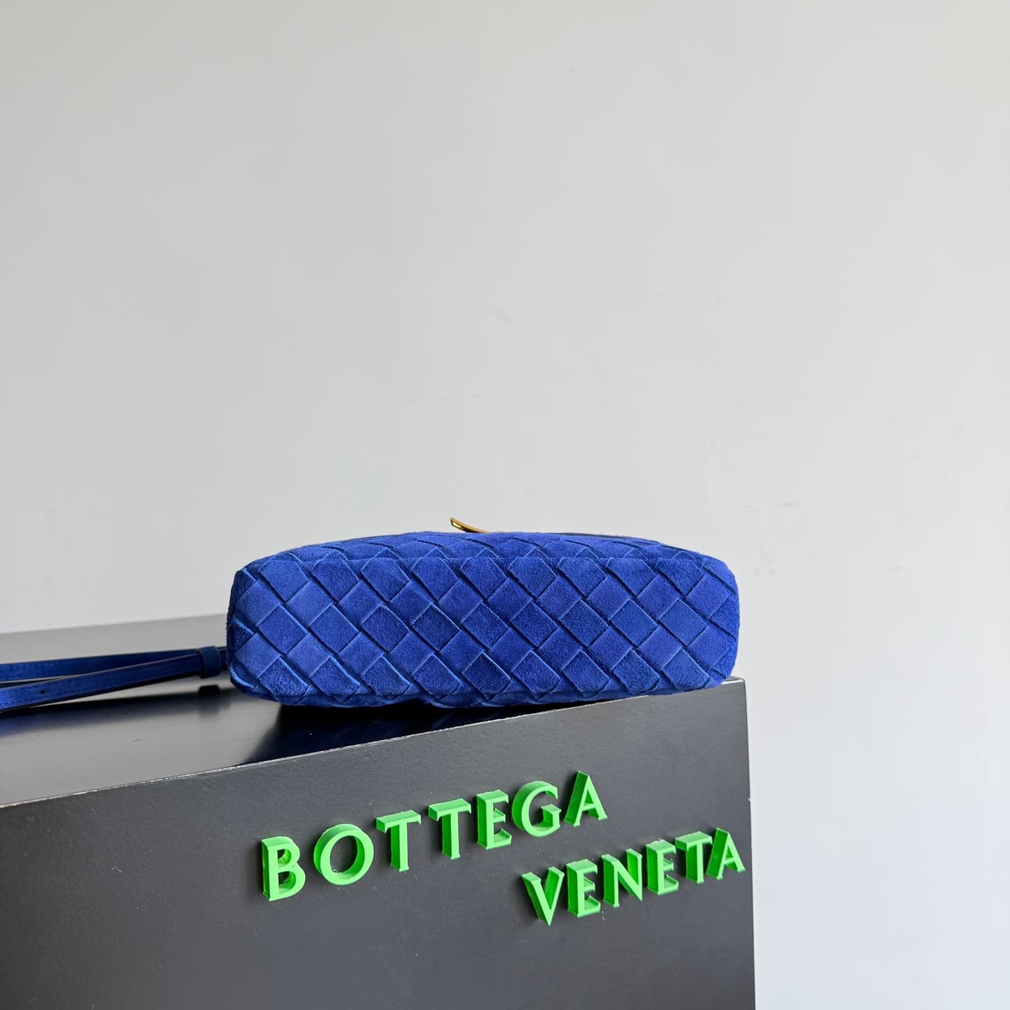 BV Bang Bang Vanity mini intrecciato suede TOP
