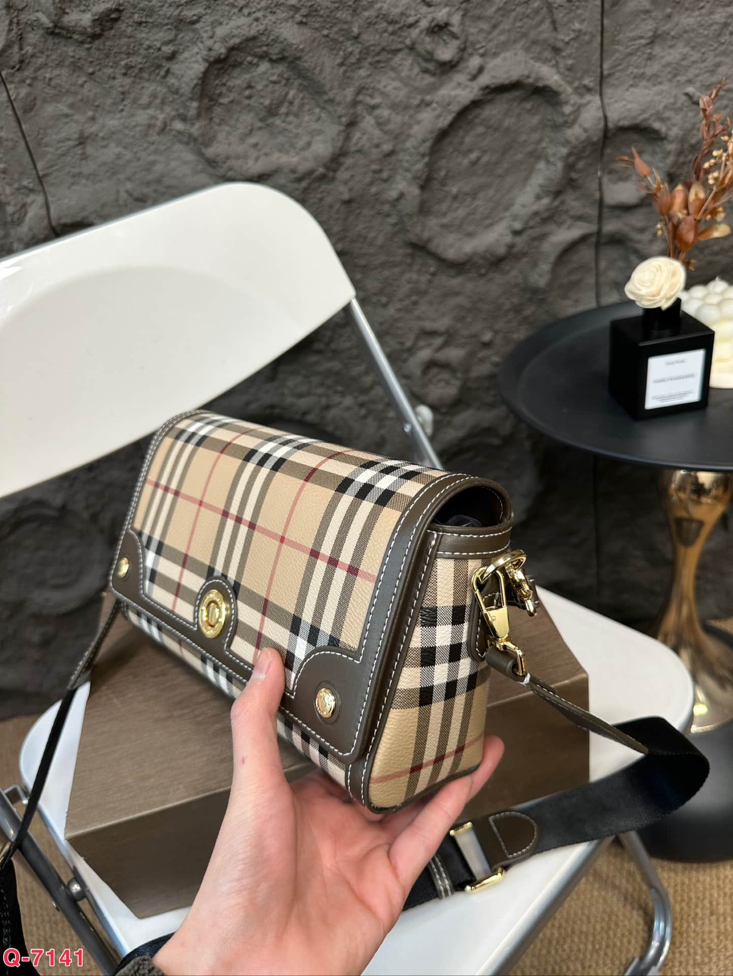 Burberry Top Handle Note Bag Archive beige/military