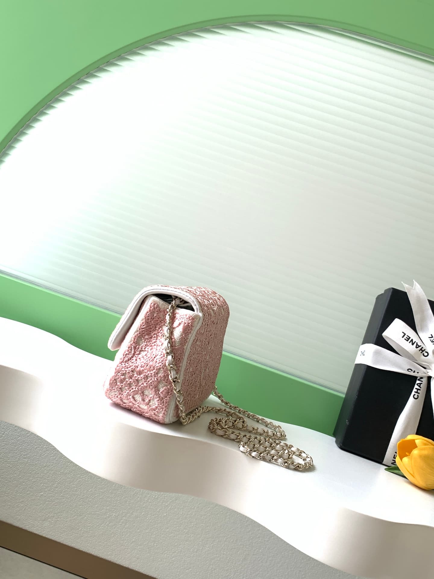 Chanel Small Flap Bag & Gold-Tone Metal Pink AS4561 A