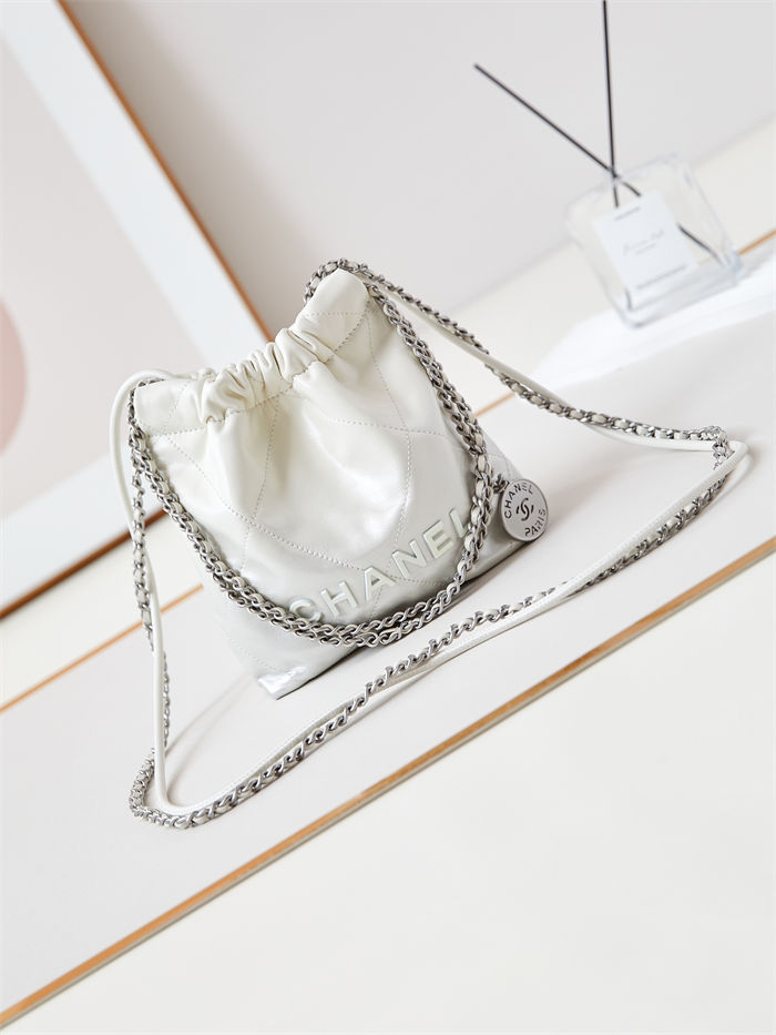 Chanel 22 MINI HANDBAG Patent Gradient Calfskin & Lacquered Metal Silver-White AS3980 A