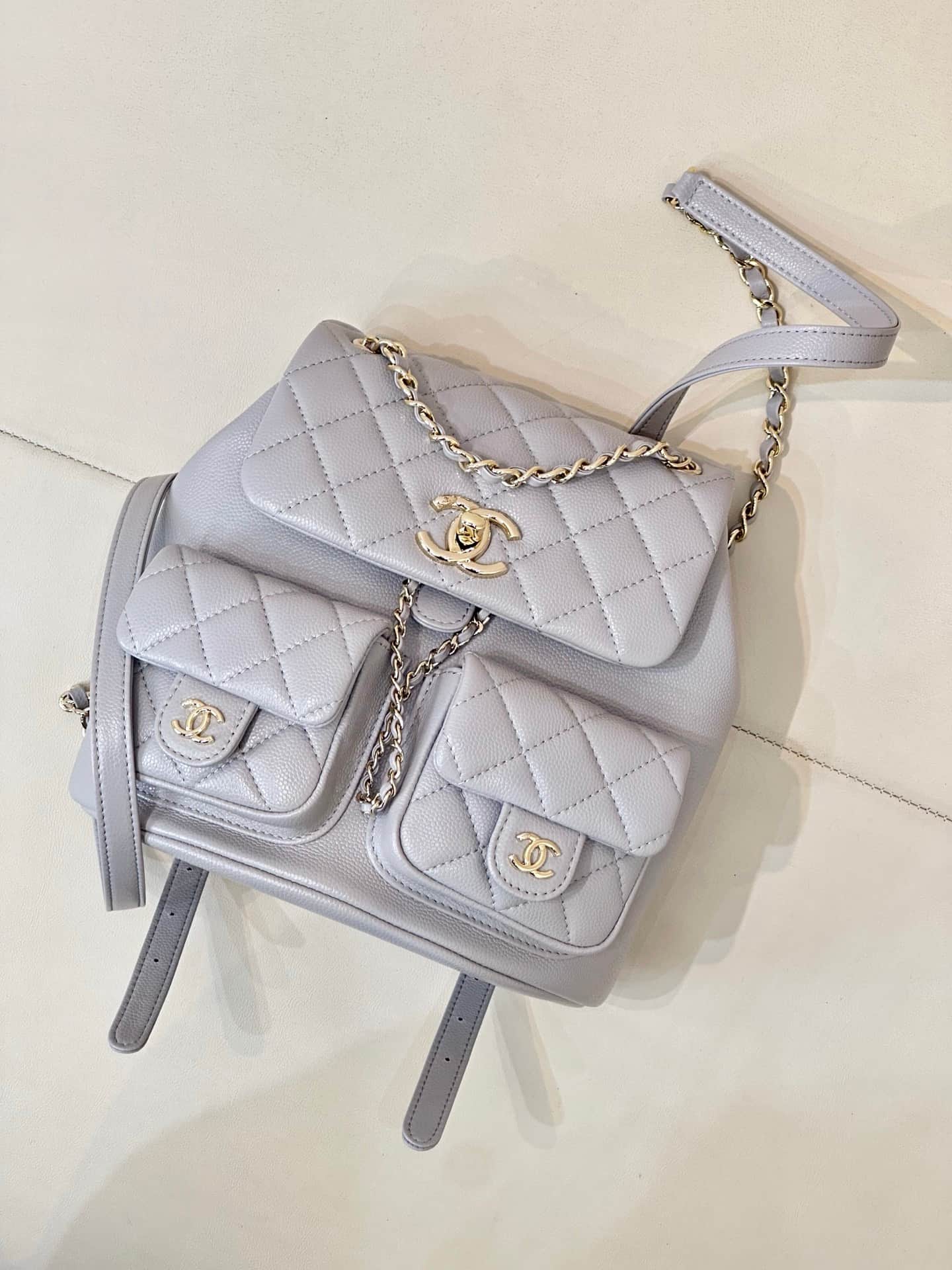 Chanel BACKPACK AS3860 Grained Shiny Calfskin & Gold-Tone Metal Grey TOP