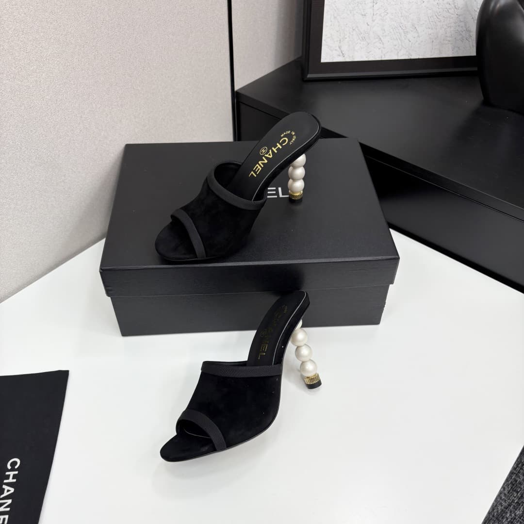 Chanel Lambskin Grosgrain Cap Toe Pearl Mule Shoes Women