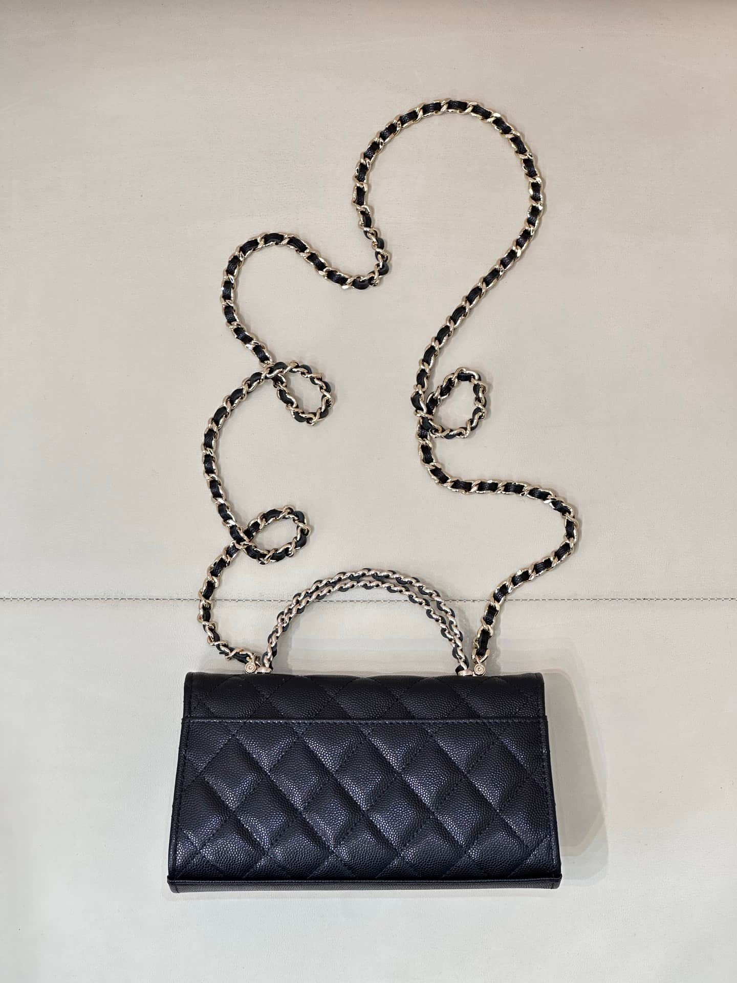 Chanel Clutch with chain Grained Calfskin&Gold-Tone Metal Black AP3238 TOP