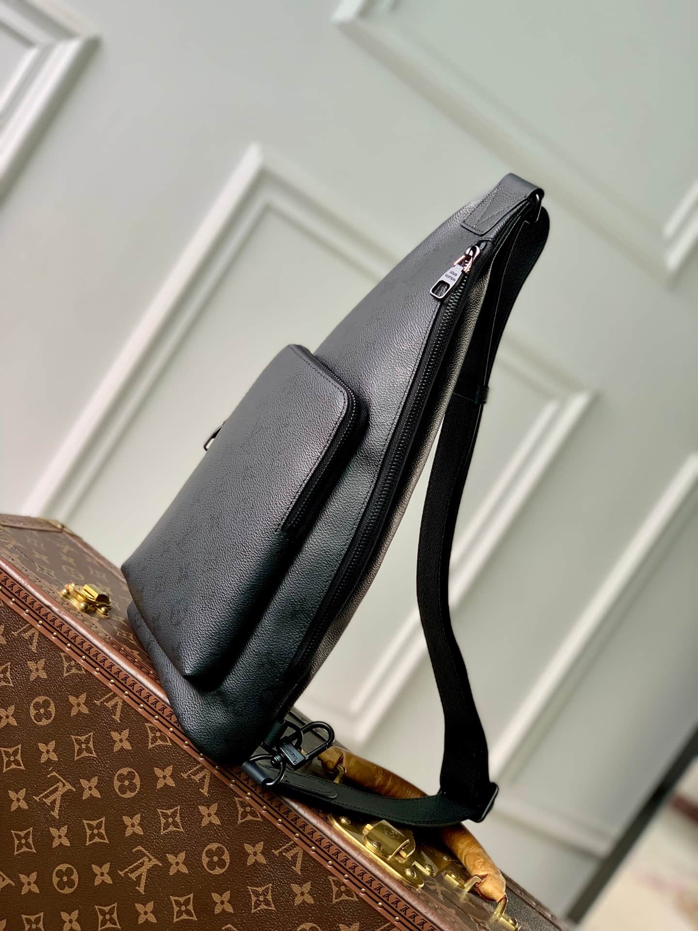 Louis Vuitton Duo Slingbag Black Monogram Midnight coated canvas M28399 High